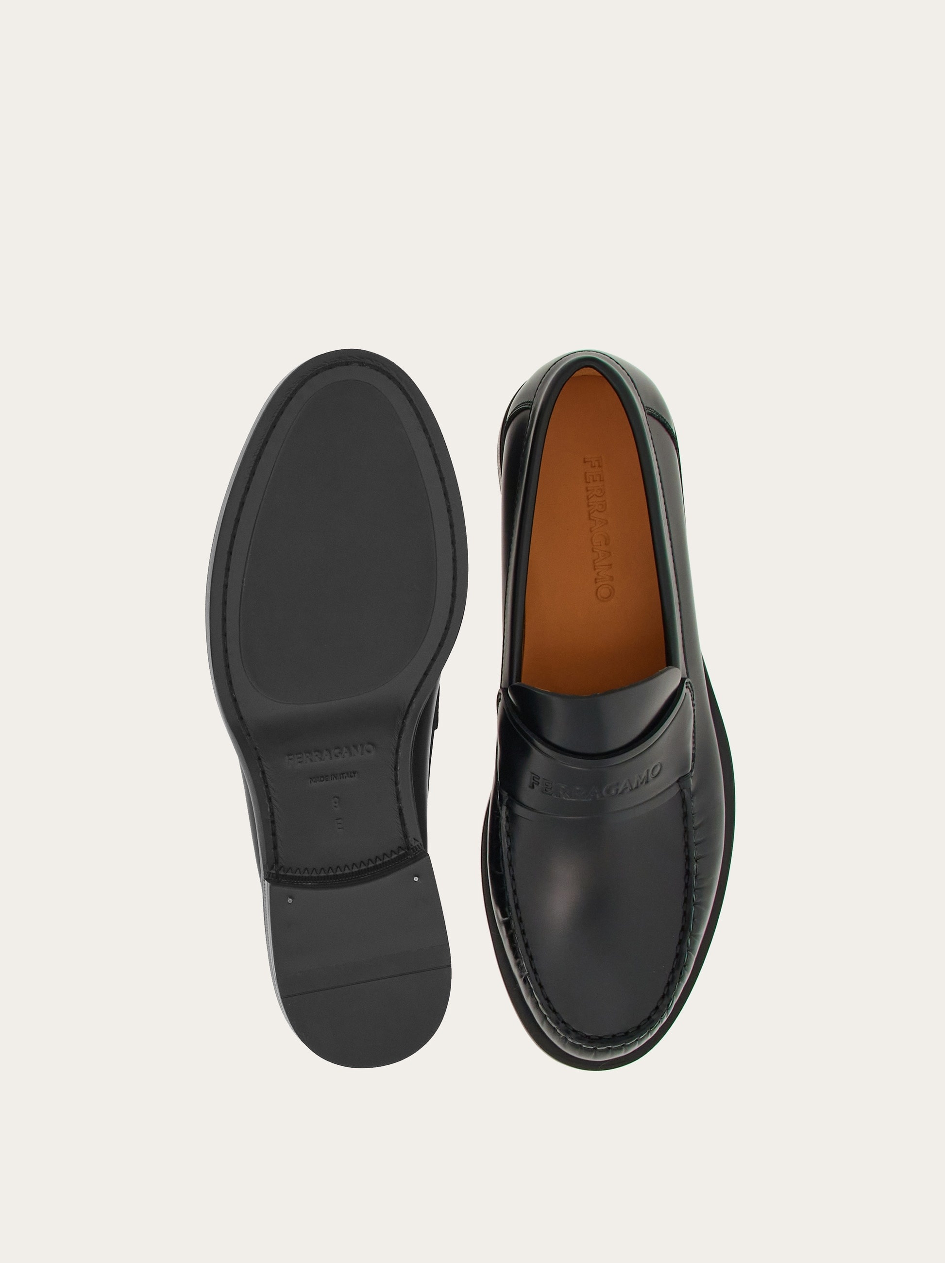 Moccasin with signature - 5