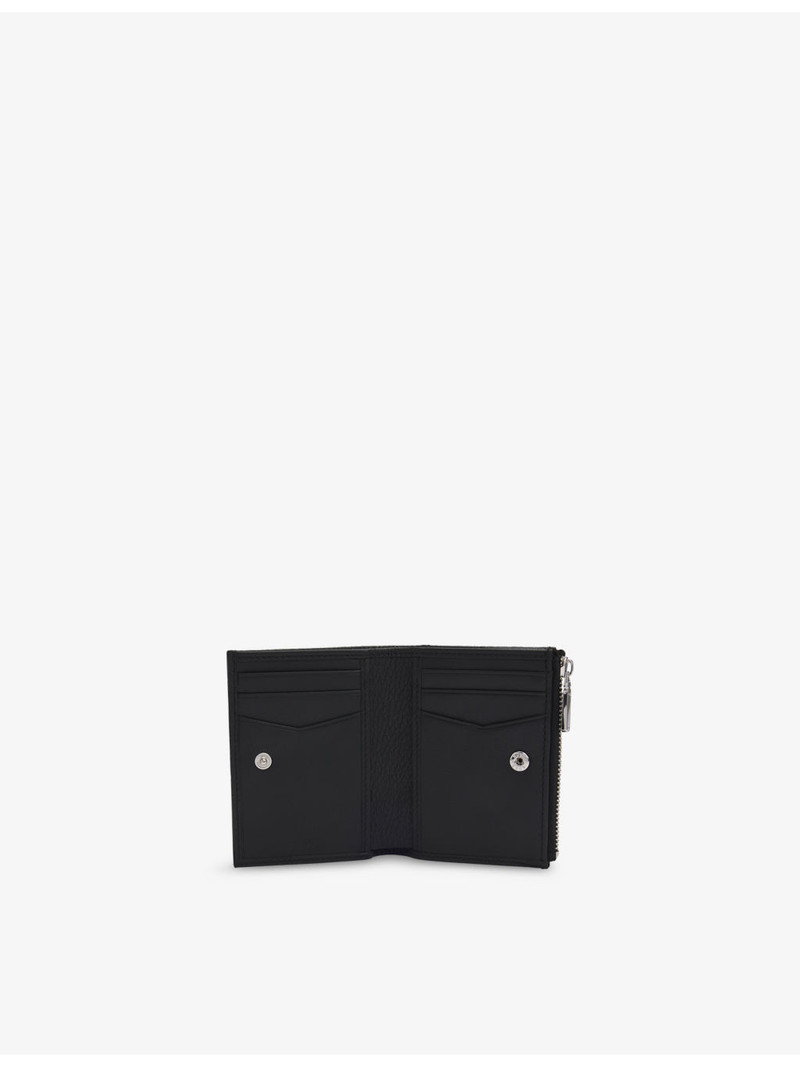 BOSS Zipped 6-Slot Leather Wallet outlook