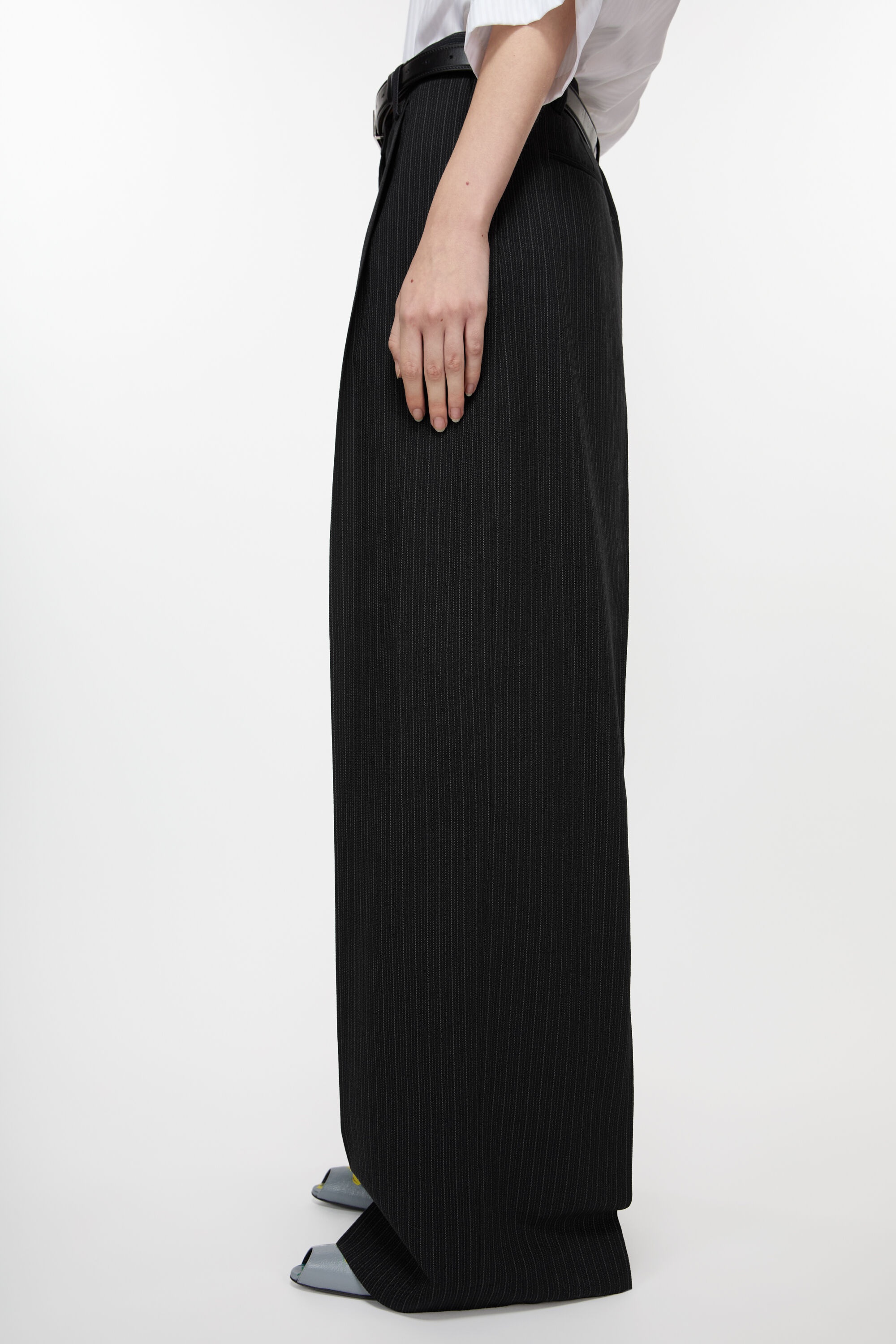 Tailored pinstripe trousers - Black - 5