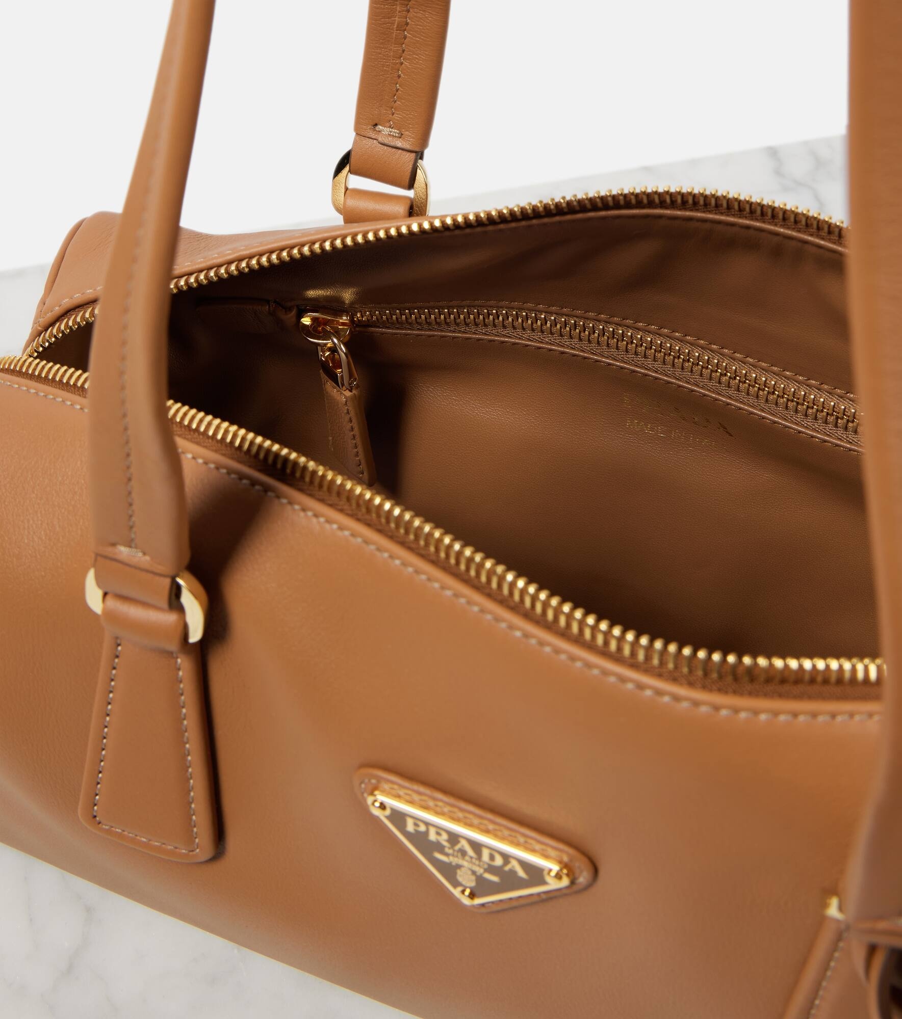 Medium leather shoulder bag - 3