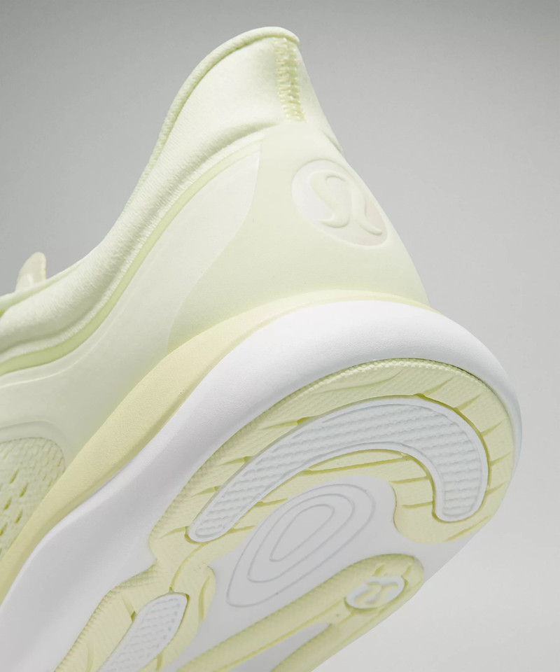 Women's Chargefeel Low Workout Shoe 9