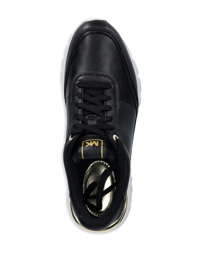Nova sneakers 4