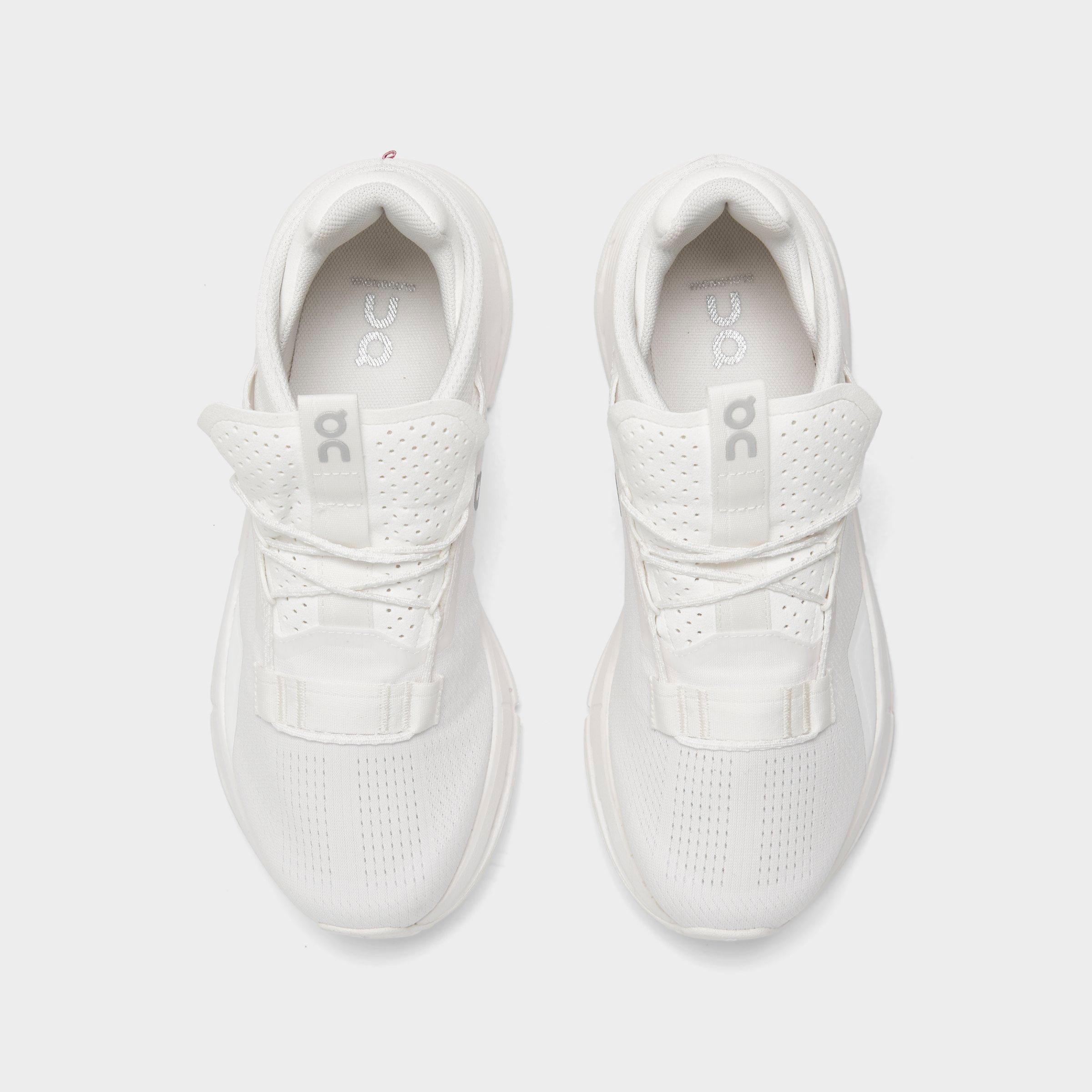 WOMEN'S ON CLOUDNOVA 2.0 RUNNING SHOES - 5