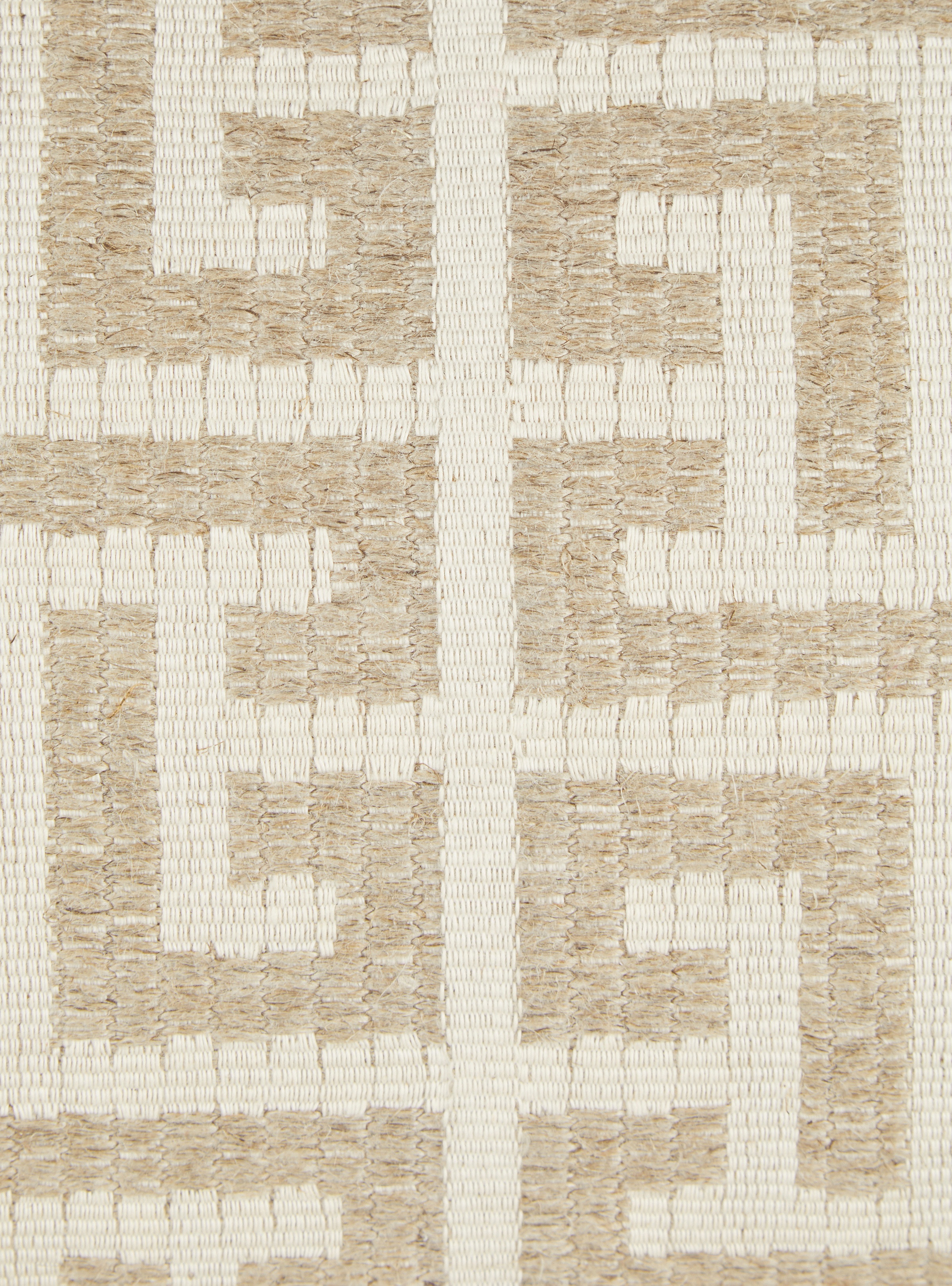 Monogrammed raffia travel bag - 6