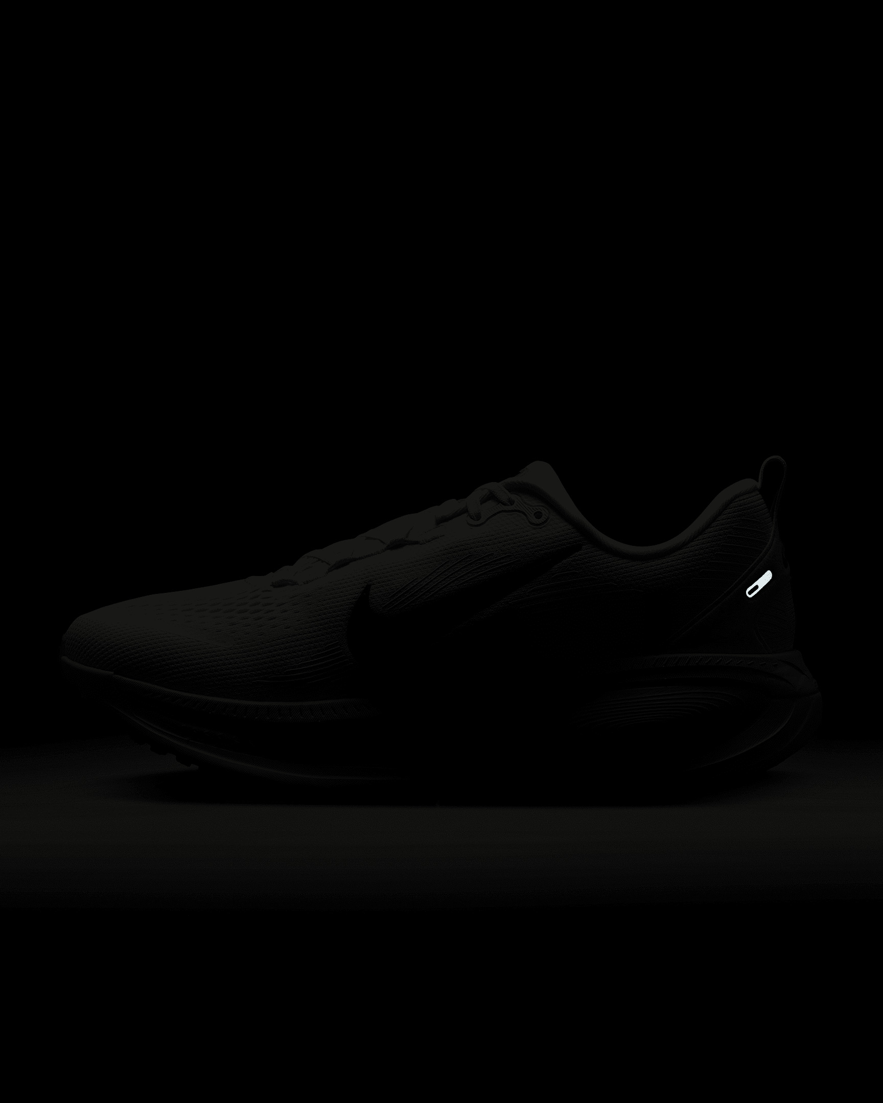 Nike Vomero 18 Men's Road Running Shoes - 11
