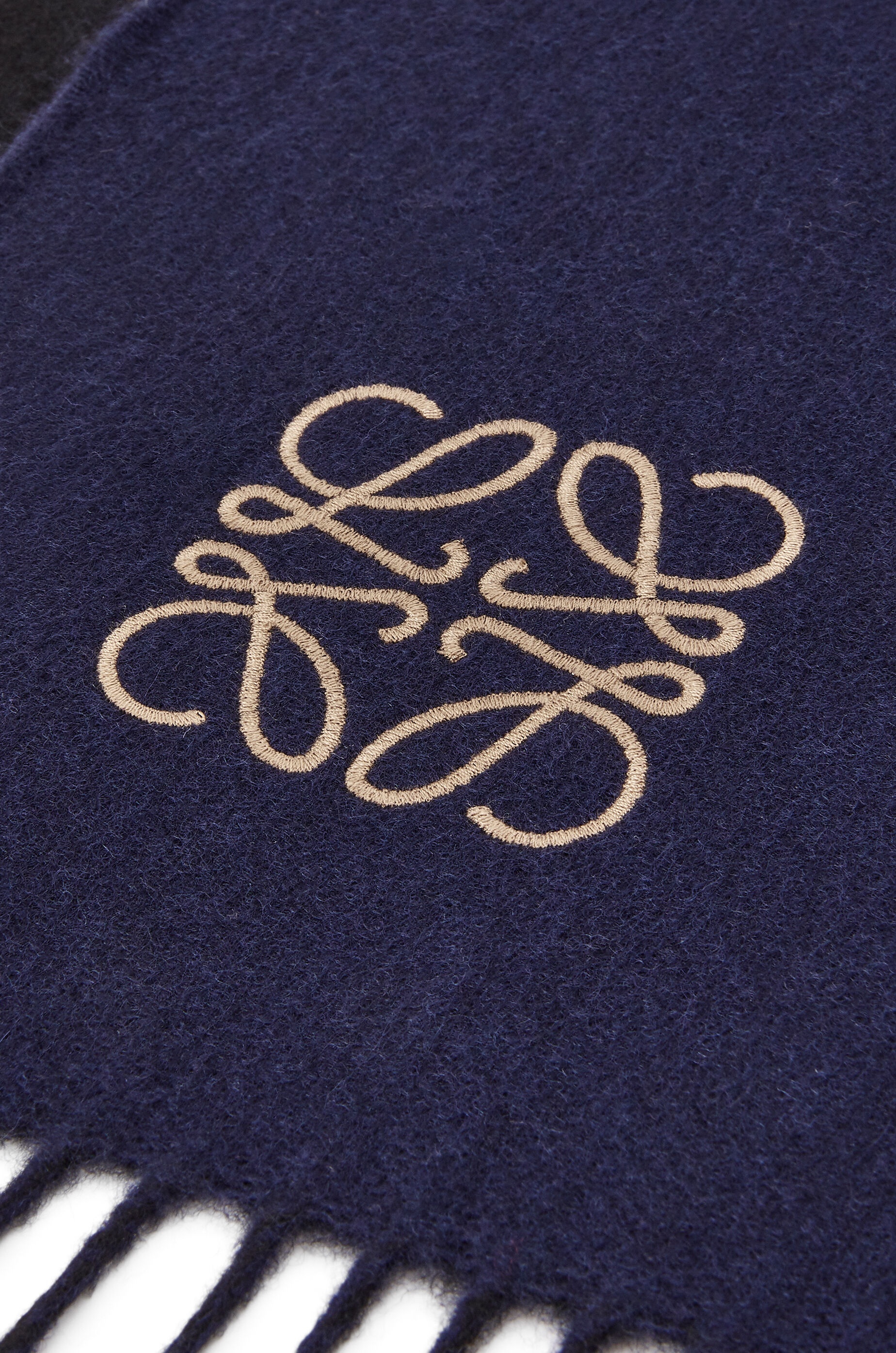 Bicolour scarf in wool and cashmere - 6
