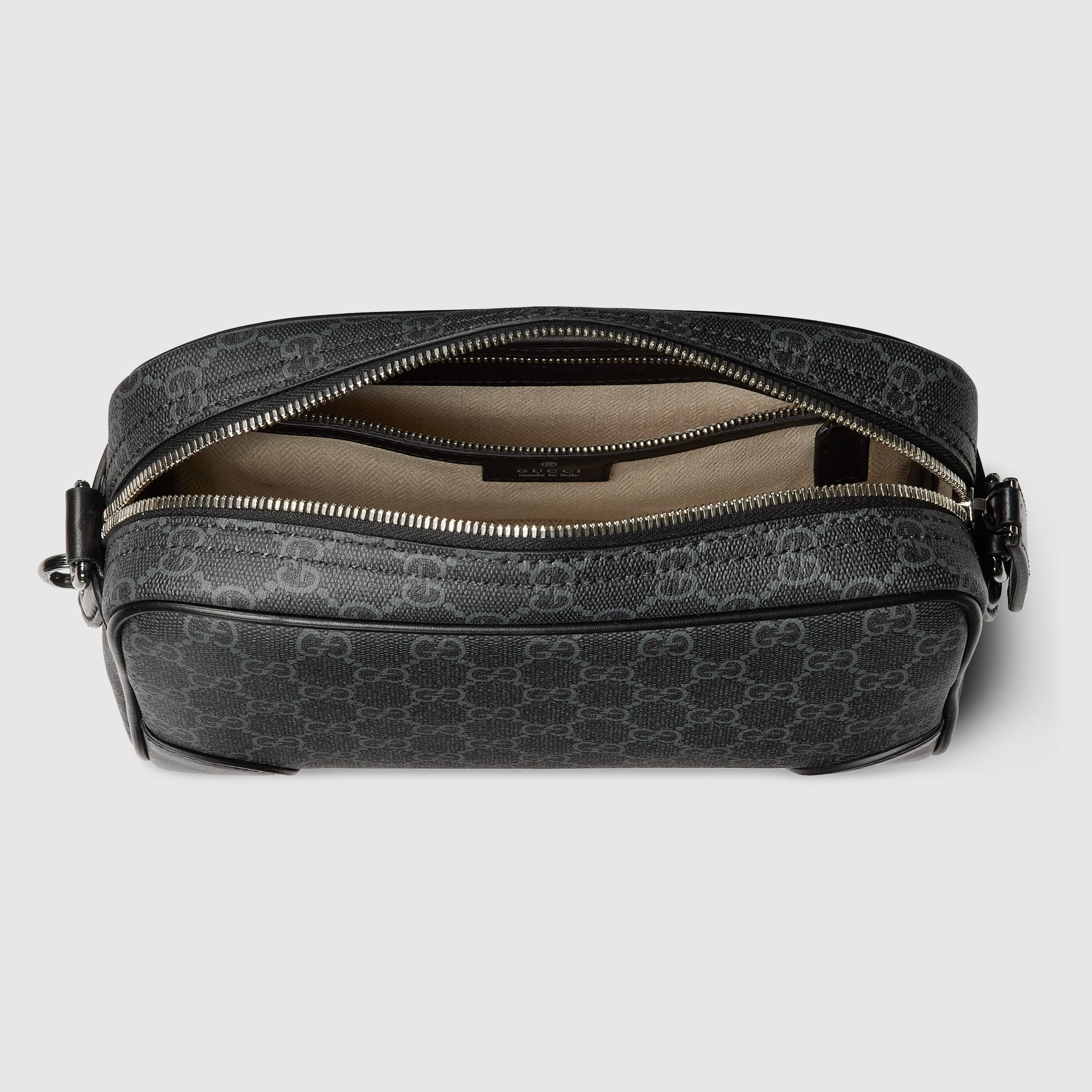 GG Emblem small crossbody bag - 9