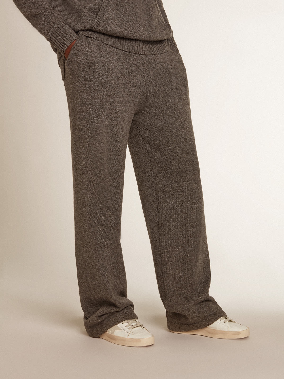 Men’s gray melange cashmere blend joggers - 2