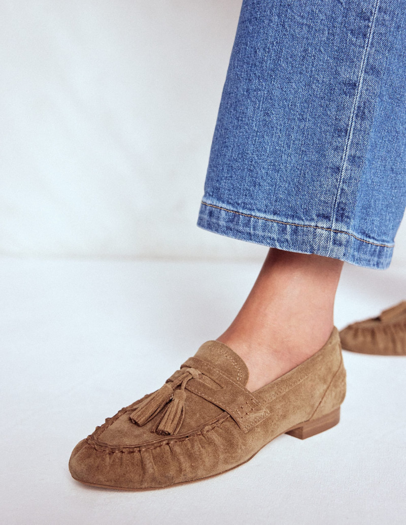 BODEN Soft Ruched Loafers-Caramel outlook