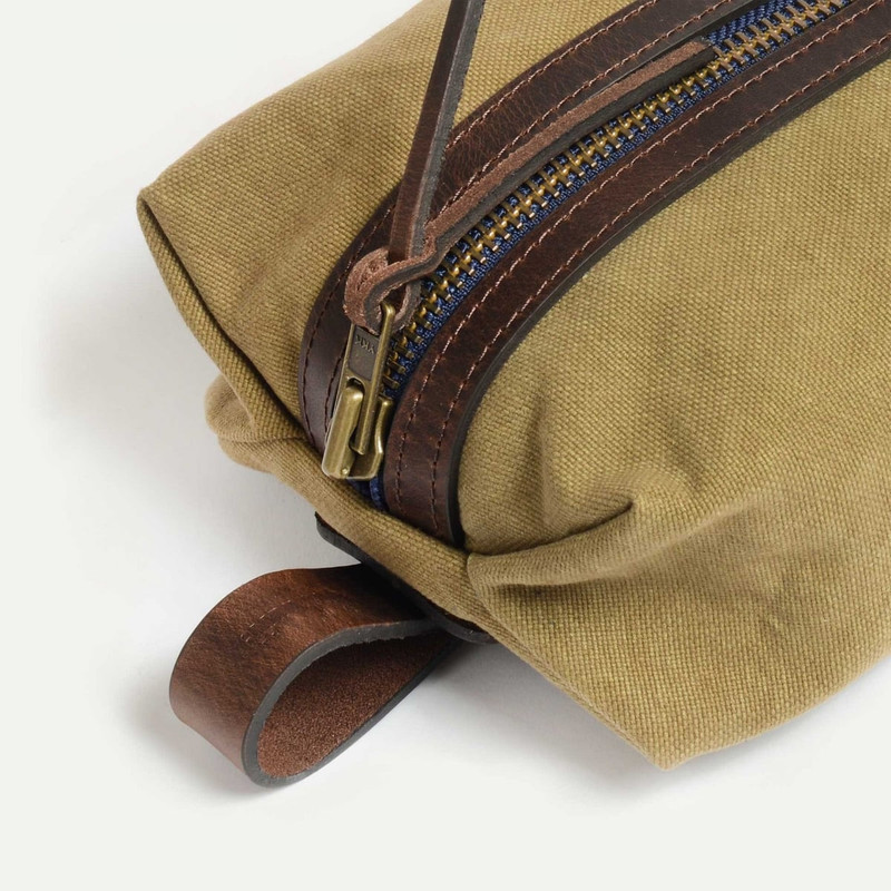 ZAZOU TOILETRY CASE - KHAKI US STONEWASHED 4