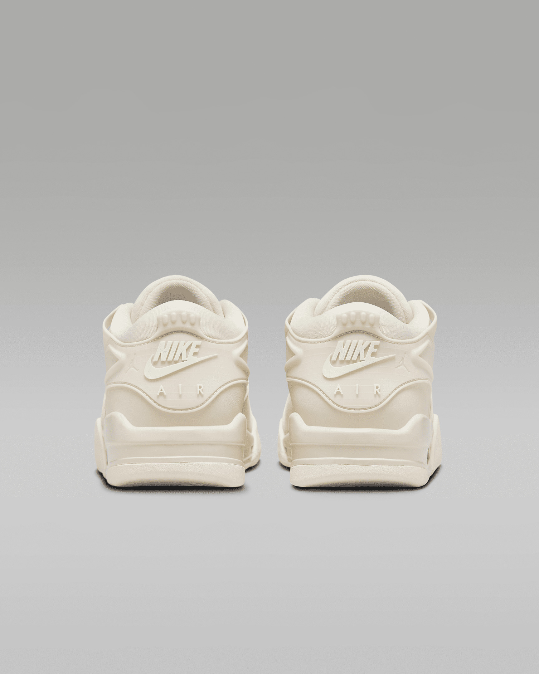 Air Jordan 4RM Women's Shoes - 6