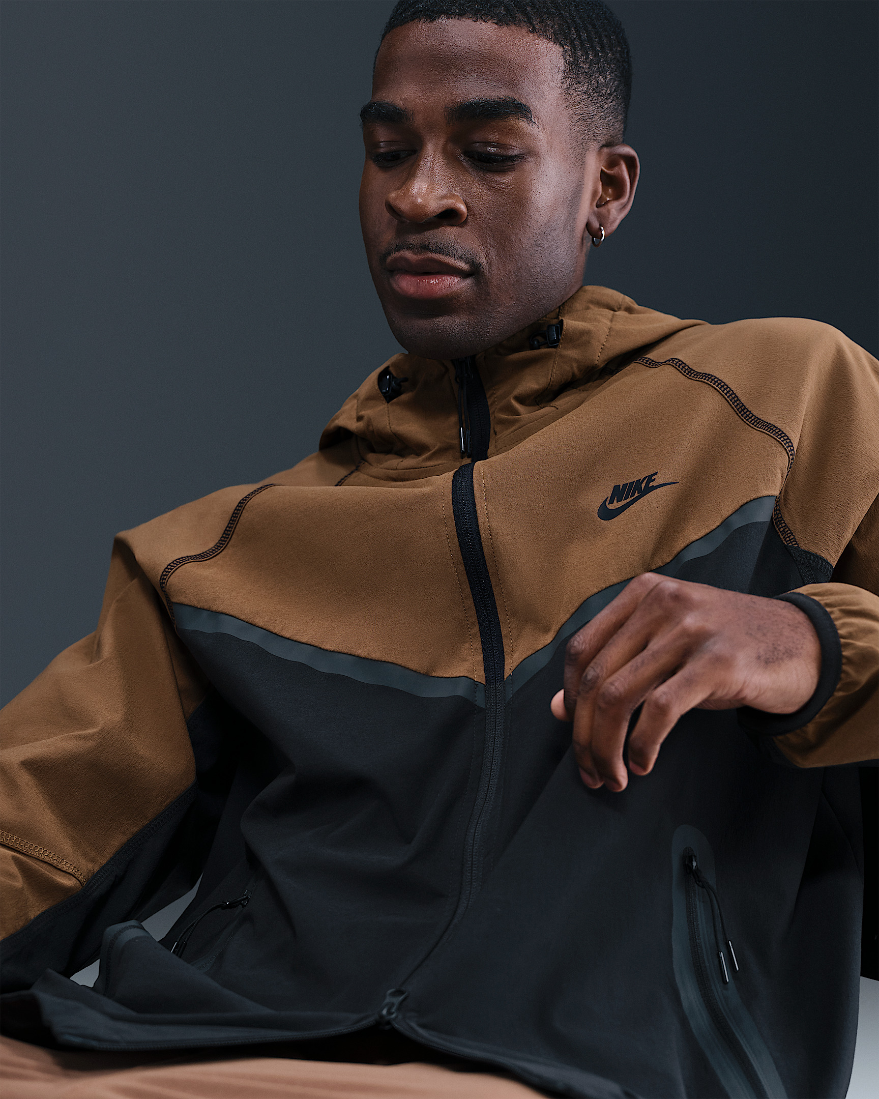 Nike Tech Men's Woven Jacket - 3