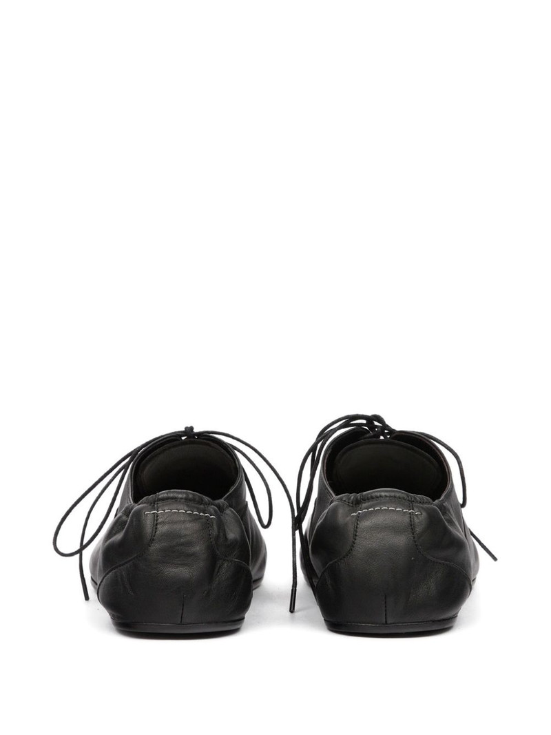 square-toe Oxford shoes 3