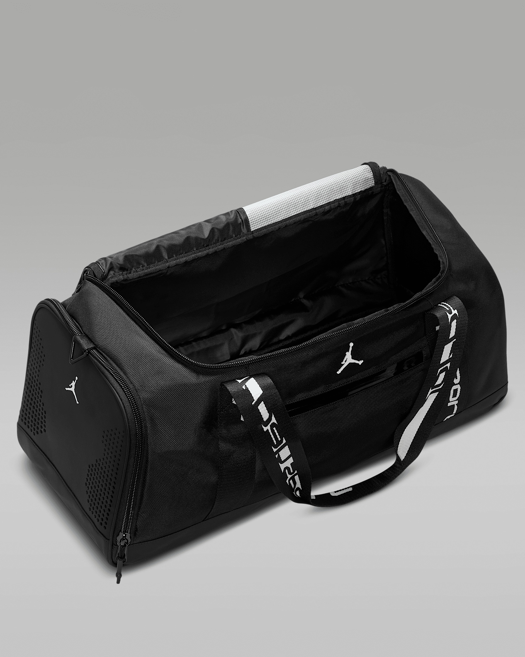 Jordan Sport Duffle Bag (47.5L) - 4