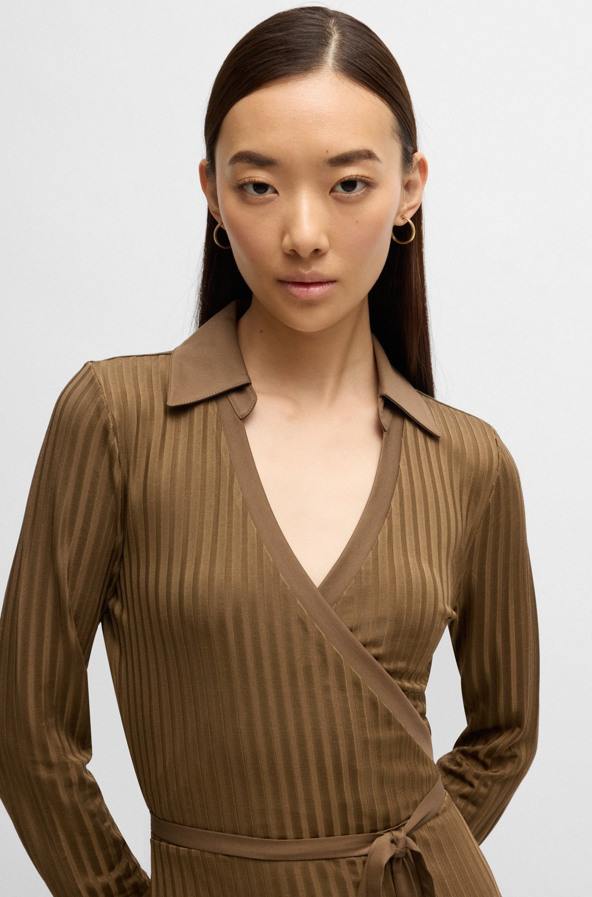WRAP DRESS IN LUSTROUS RIBBED JERSEY - 4