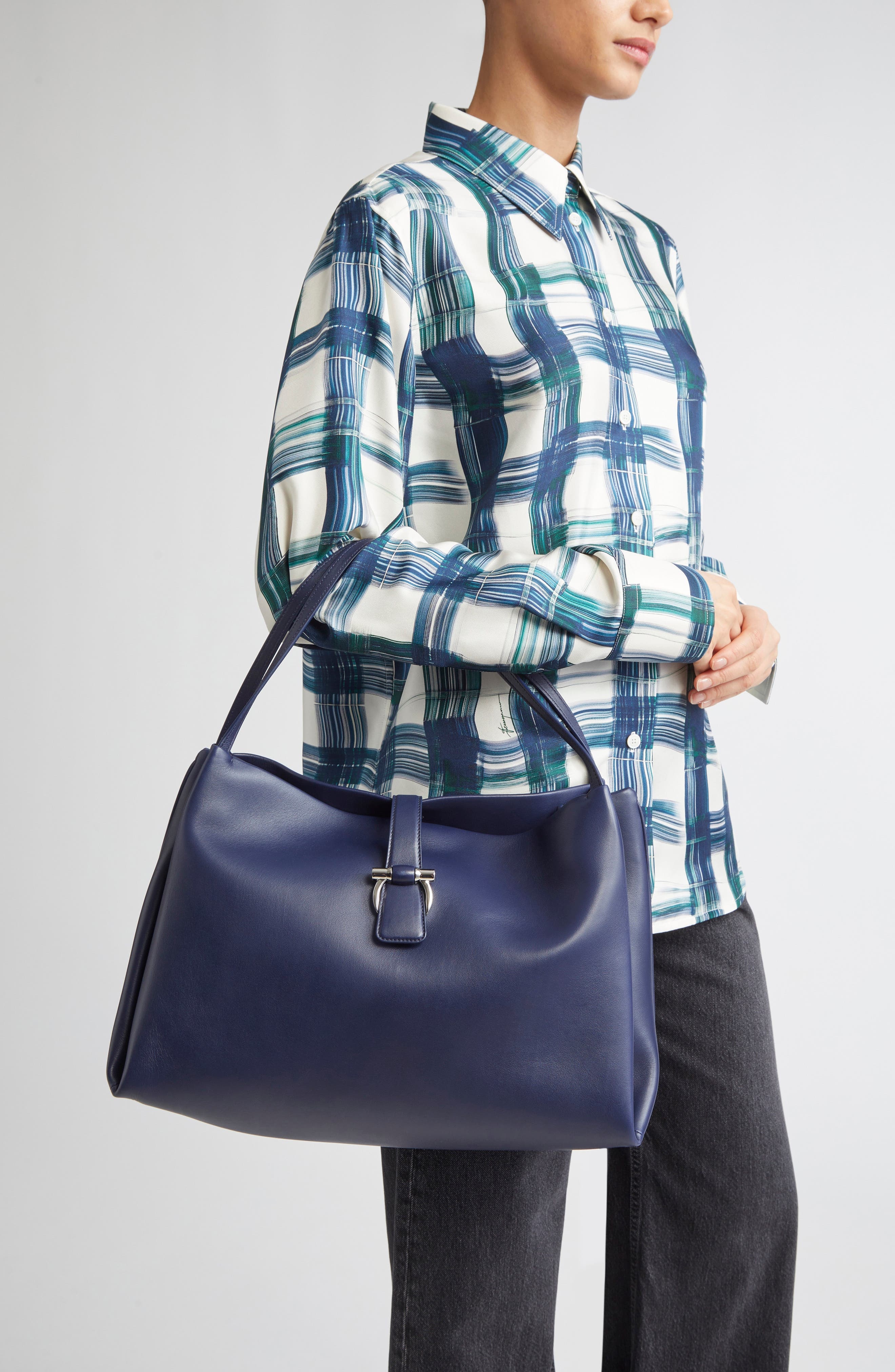FERRAGAMO Medium Lily Leather Tote in New Navy at Nordstrom - 2