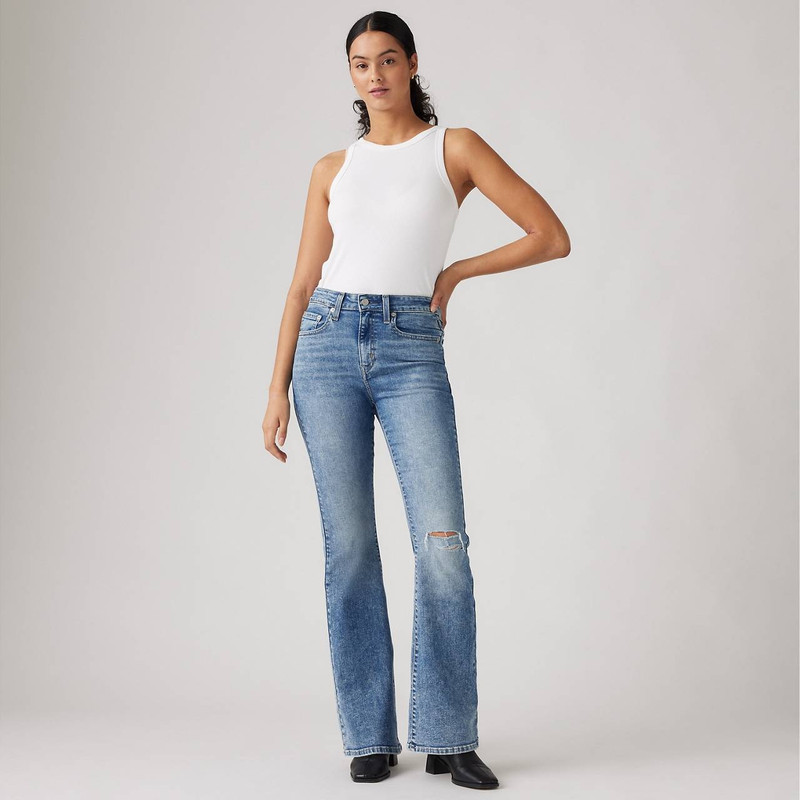 Levi's 726 HIGH RISE FLARE WOMEN'S JEANS outlook