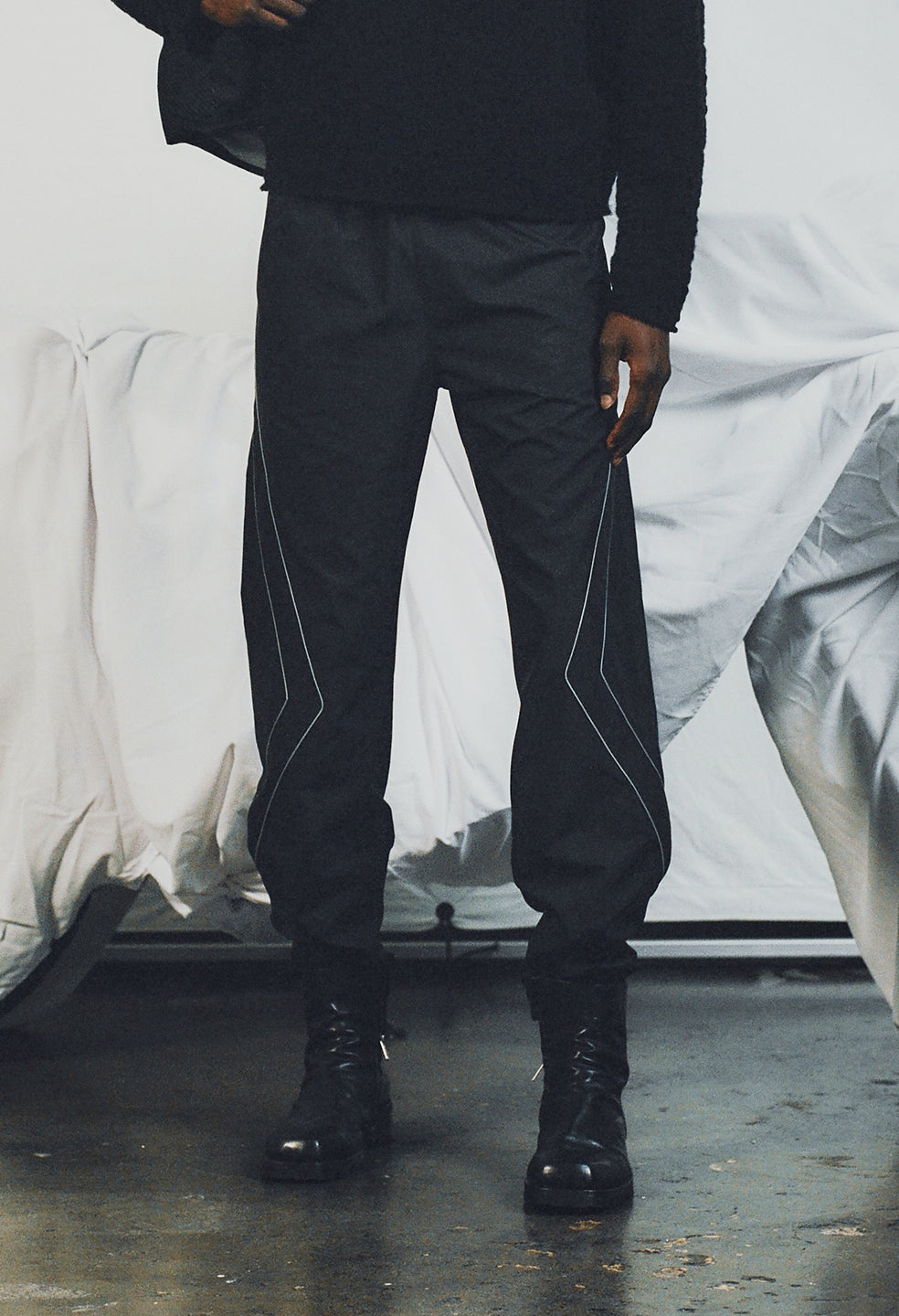 PANELED NYLON PANT - 6