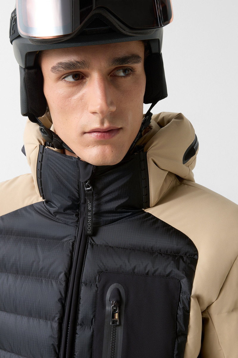 Bond down ski jacket in Beige/black 5