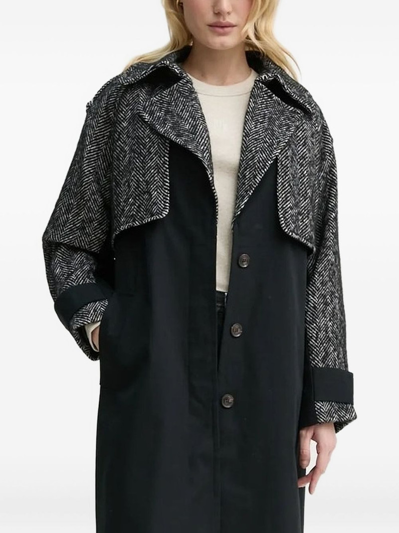 Dinara trench coat 1