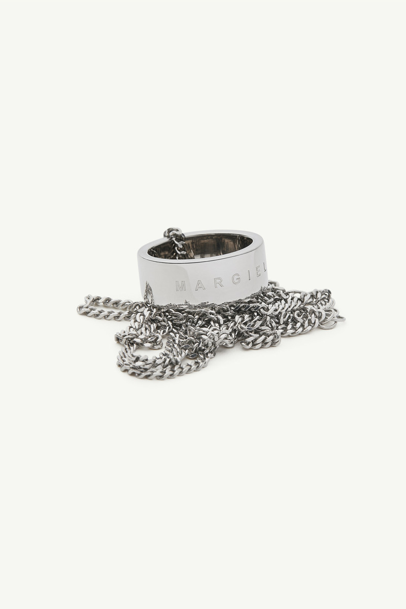 MM6 Maison Margiela Minimal logo necklace outlook