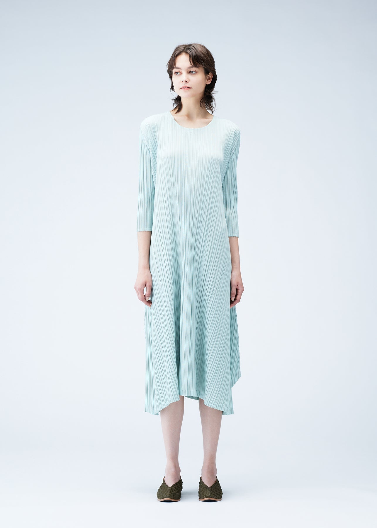 MELLOW PLEATS DRESS - 2
