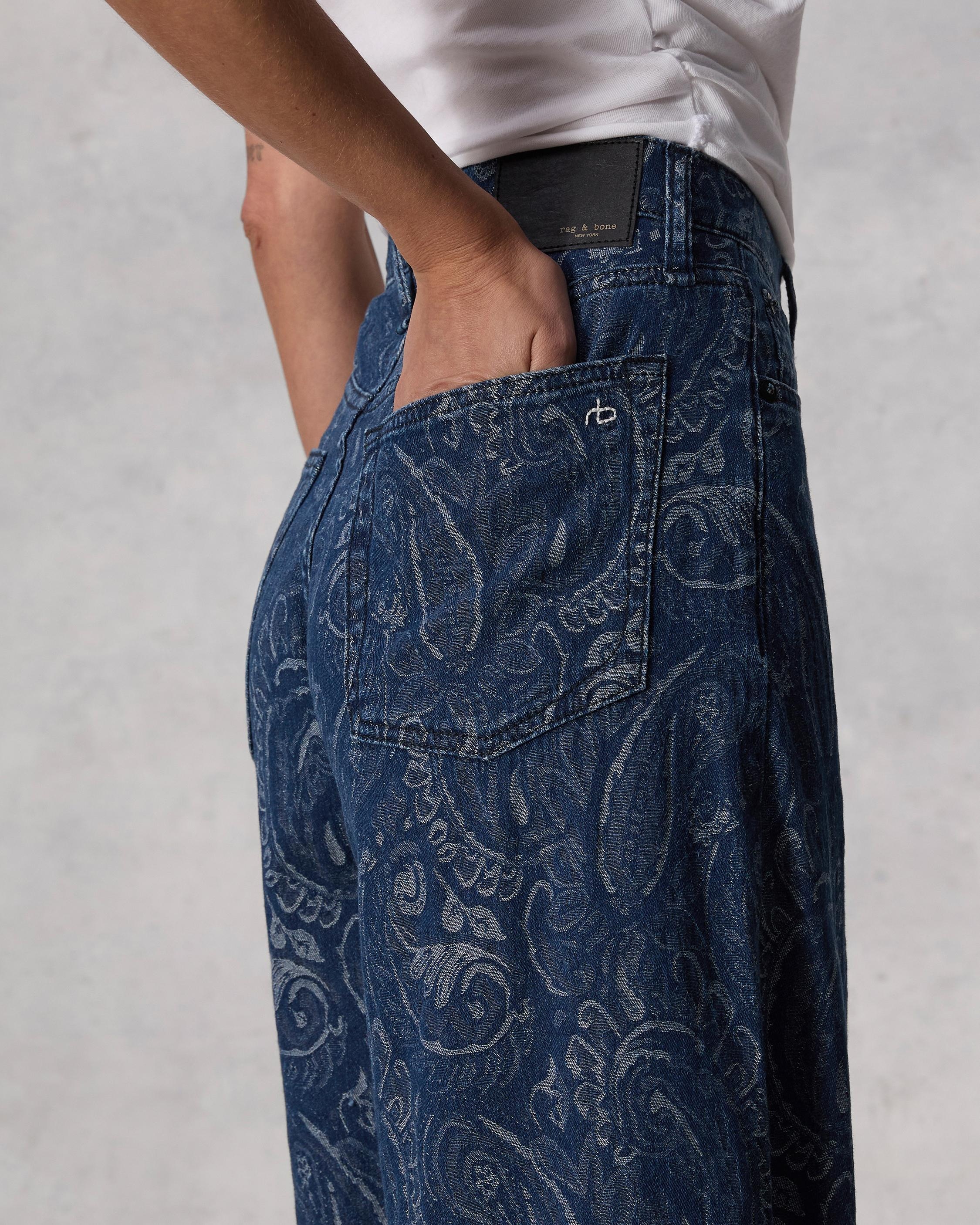 Sofie Ankle Wide-Leg - Indigo Paisley
High-Rise Lightweight Rigid Jean - 6