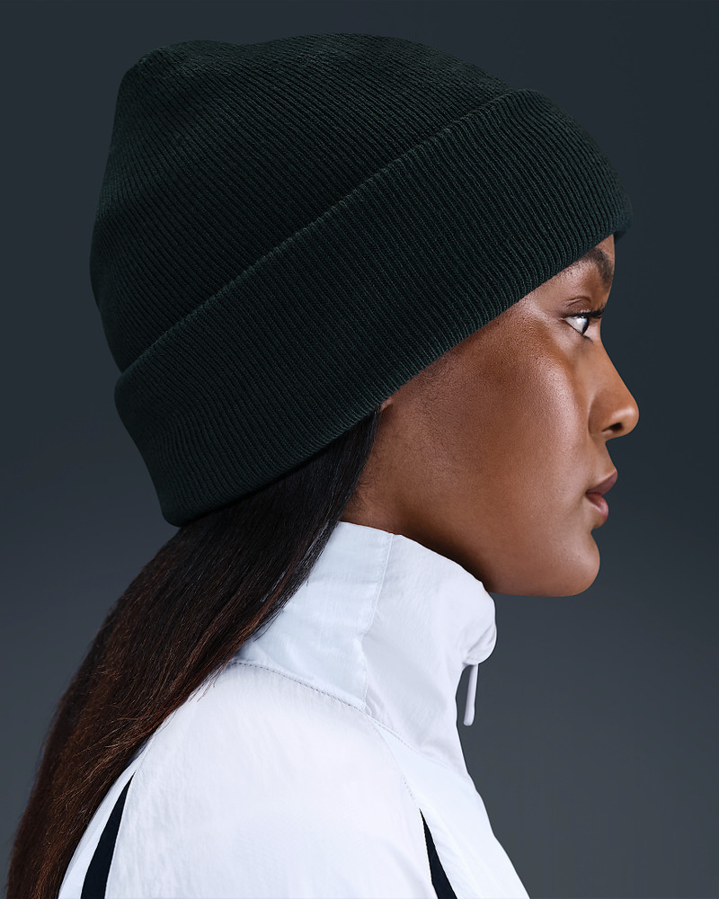 Nike Nike Peak Swoosh Beanie outlook