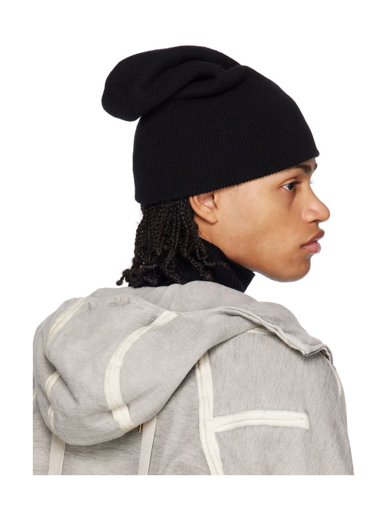 Black Seamless Beanie 3