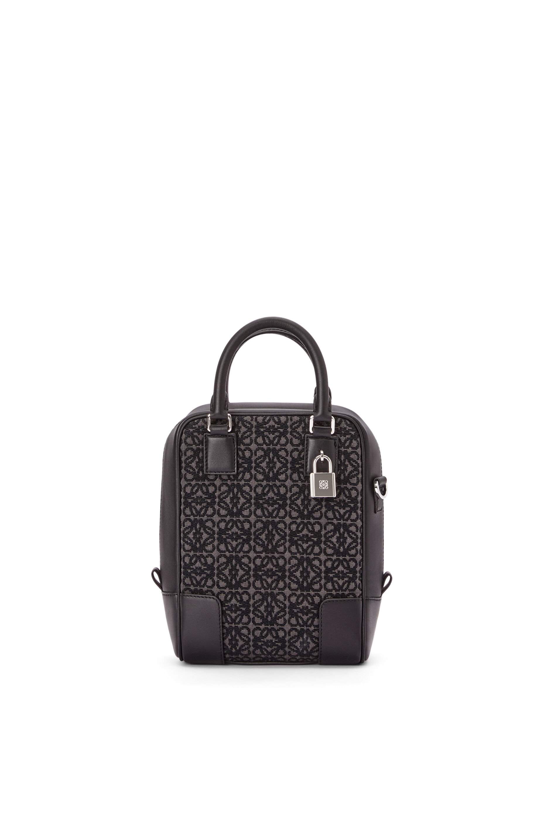 LOEWE Amazona 15 Vertical Anagram ショルダーバッグ ブラック LOEWE Amazona 15 bag in Anagram jacquard | *New w/ Tags* | eBay