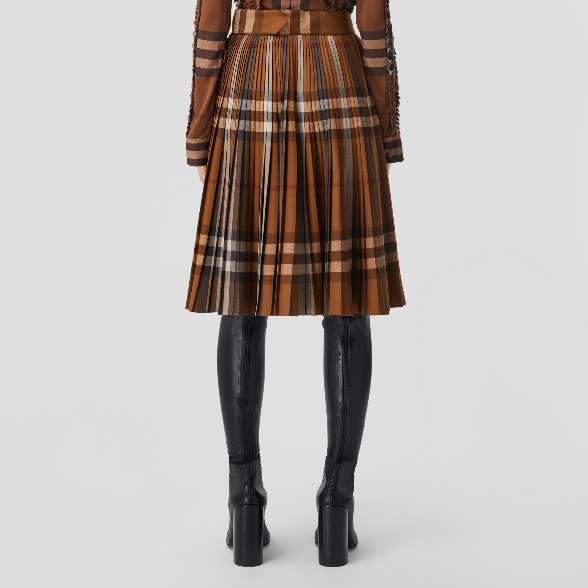 Exaggerated Check Wool Kilt - 4