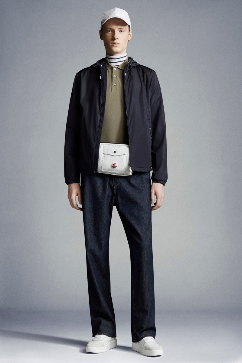 Moncler Grimpeurs Hooded Jacket outlook