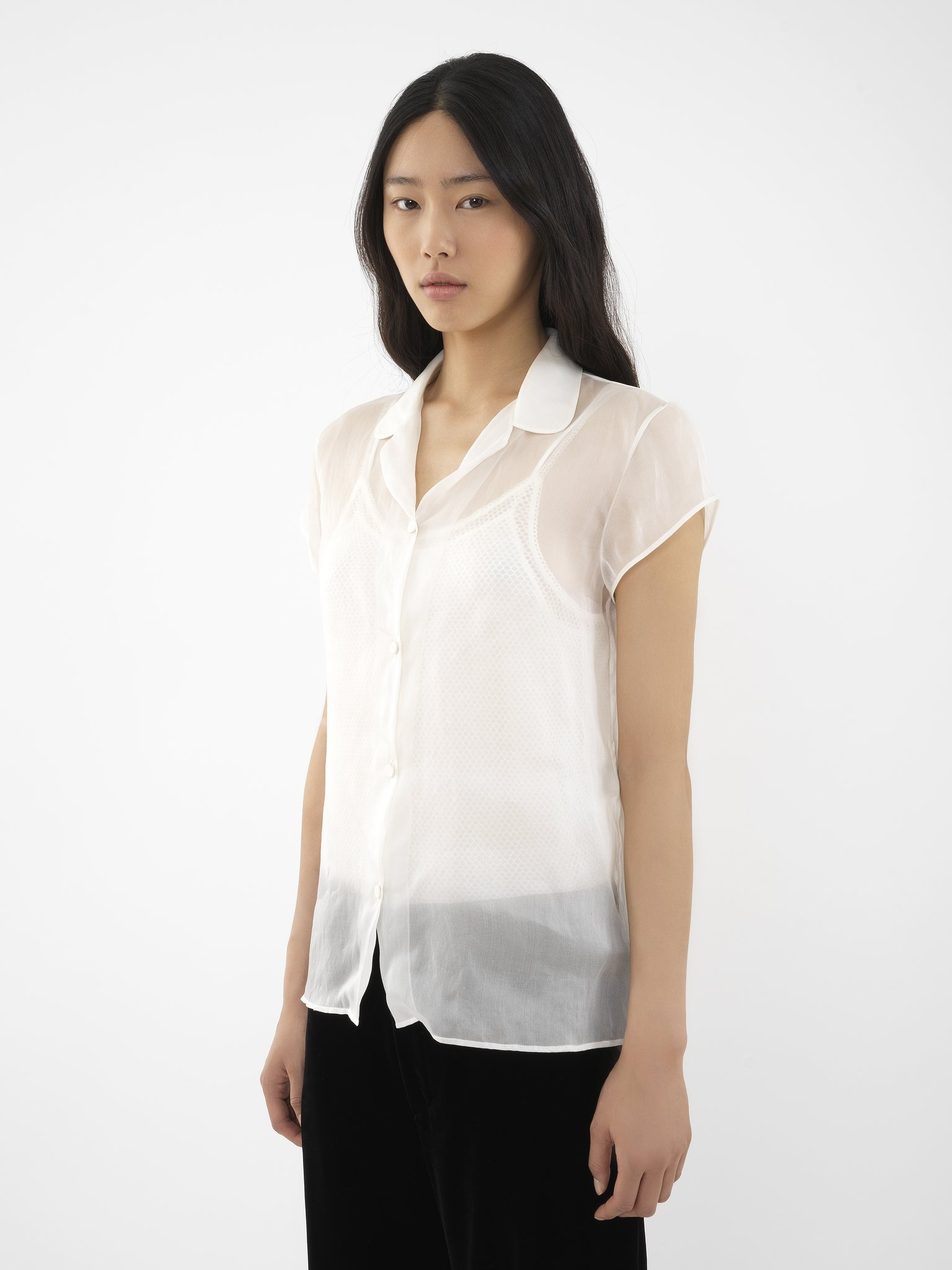 SHORT-SLEEVE BLOUSE - 4