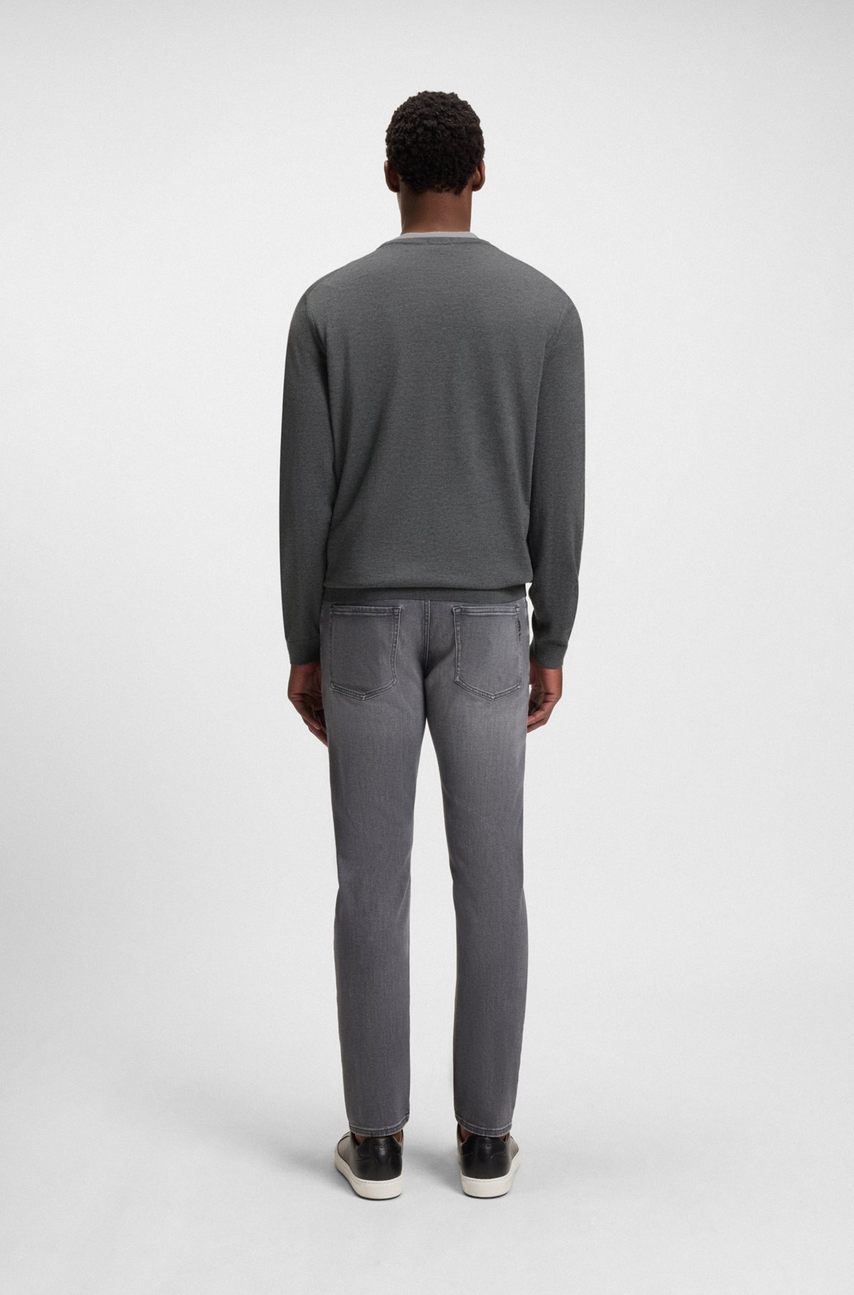 REGULAR-FIT SWEATER IN MERINO WOOL WITH CREW NECKLINE - 5