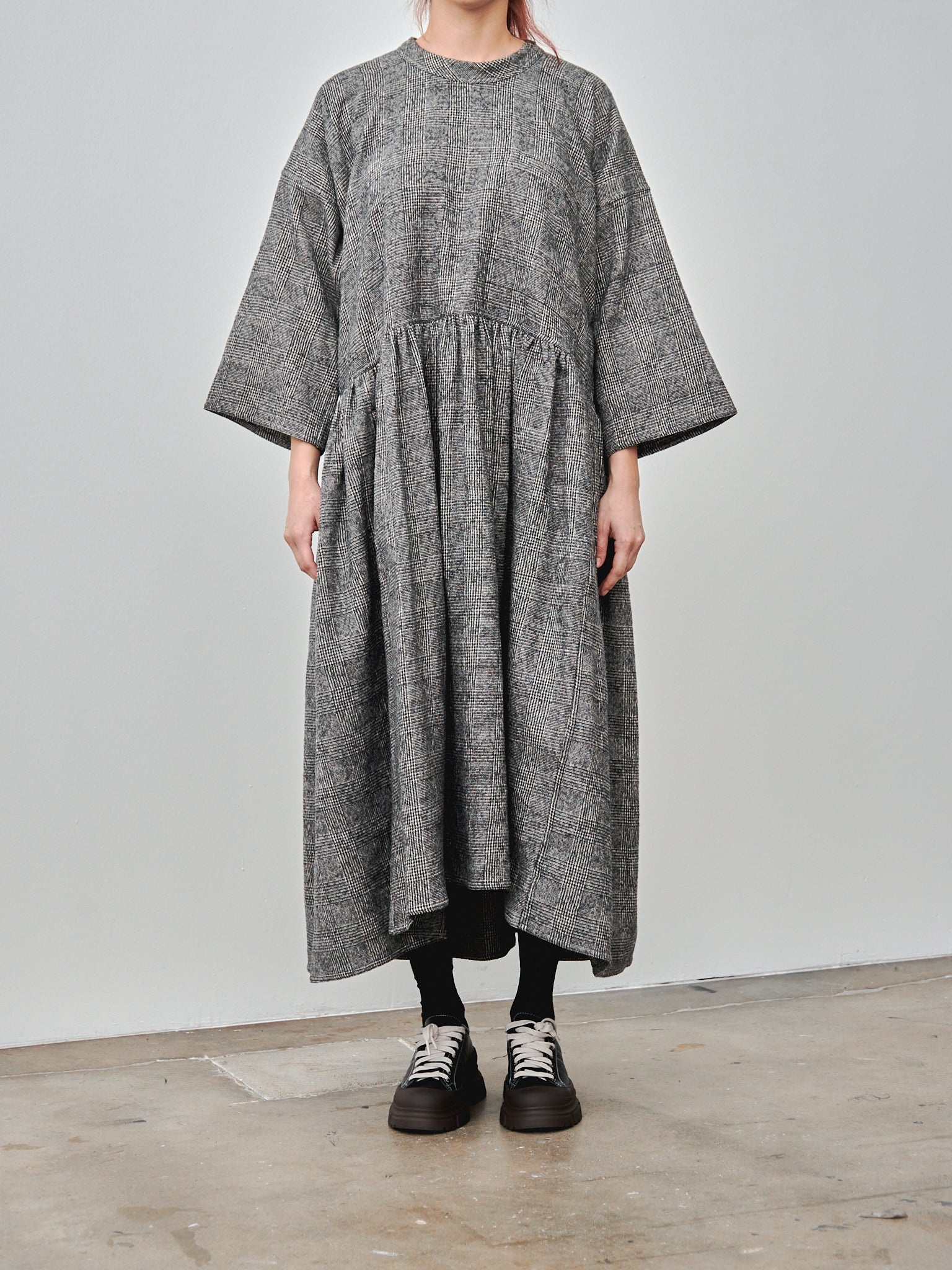 Delos Dress - Prince of Wales Gray - 2
