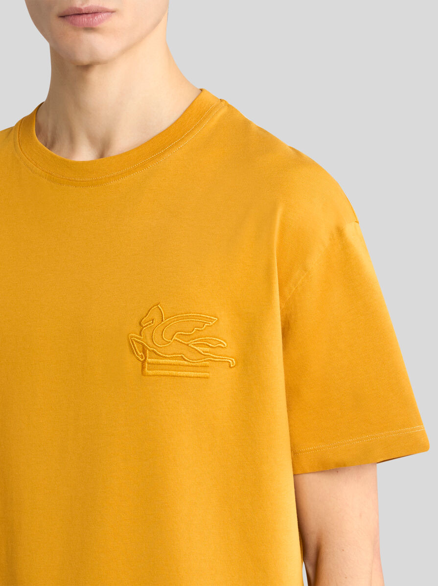 T-SHIRT WITH PEGASO EMBROIDERY - 3