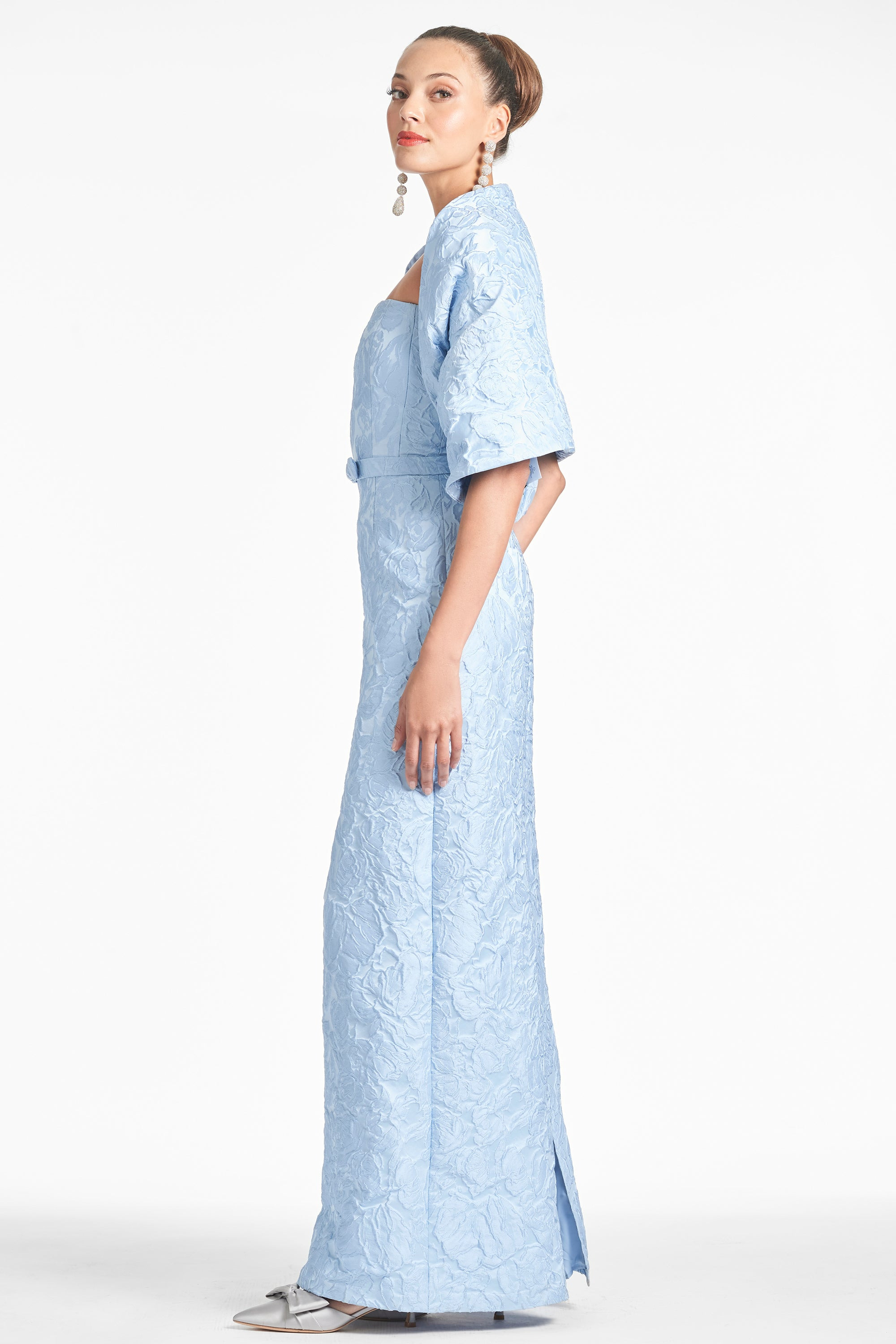 THE HUG SHAWL - ICE BLUE JACQUARD CLOQUE - 3