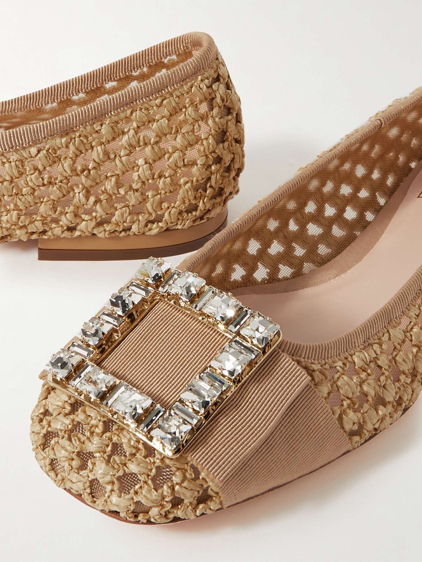 Très Vivier crystal-embellished grosgrain-trimmed raffia ballet flats - 4
