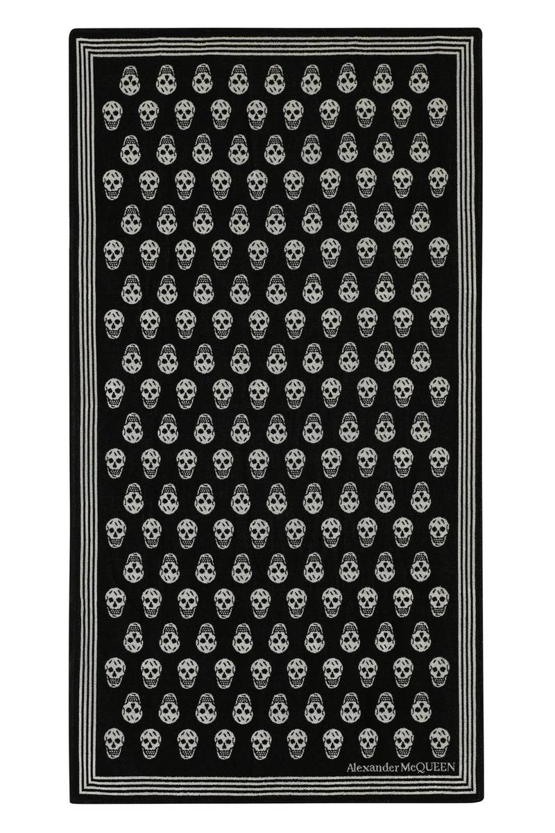 Alexander McQueen Skull Intarsia Beach Towel 1
