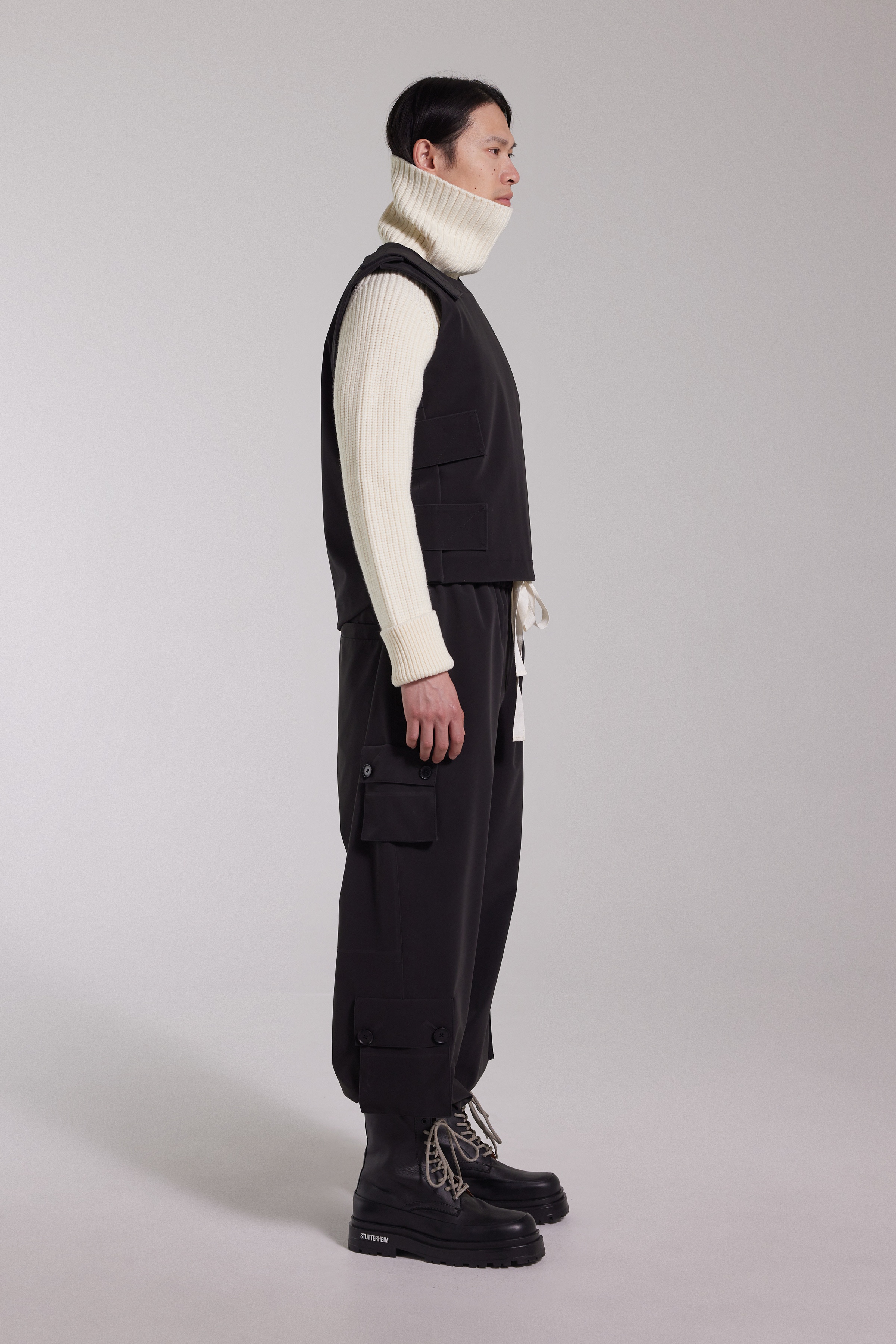Peace Matte Vest Black - 5