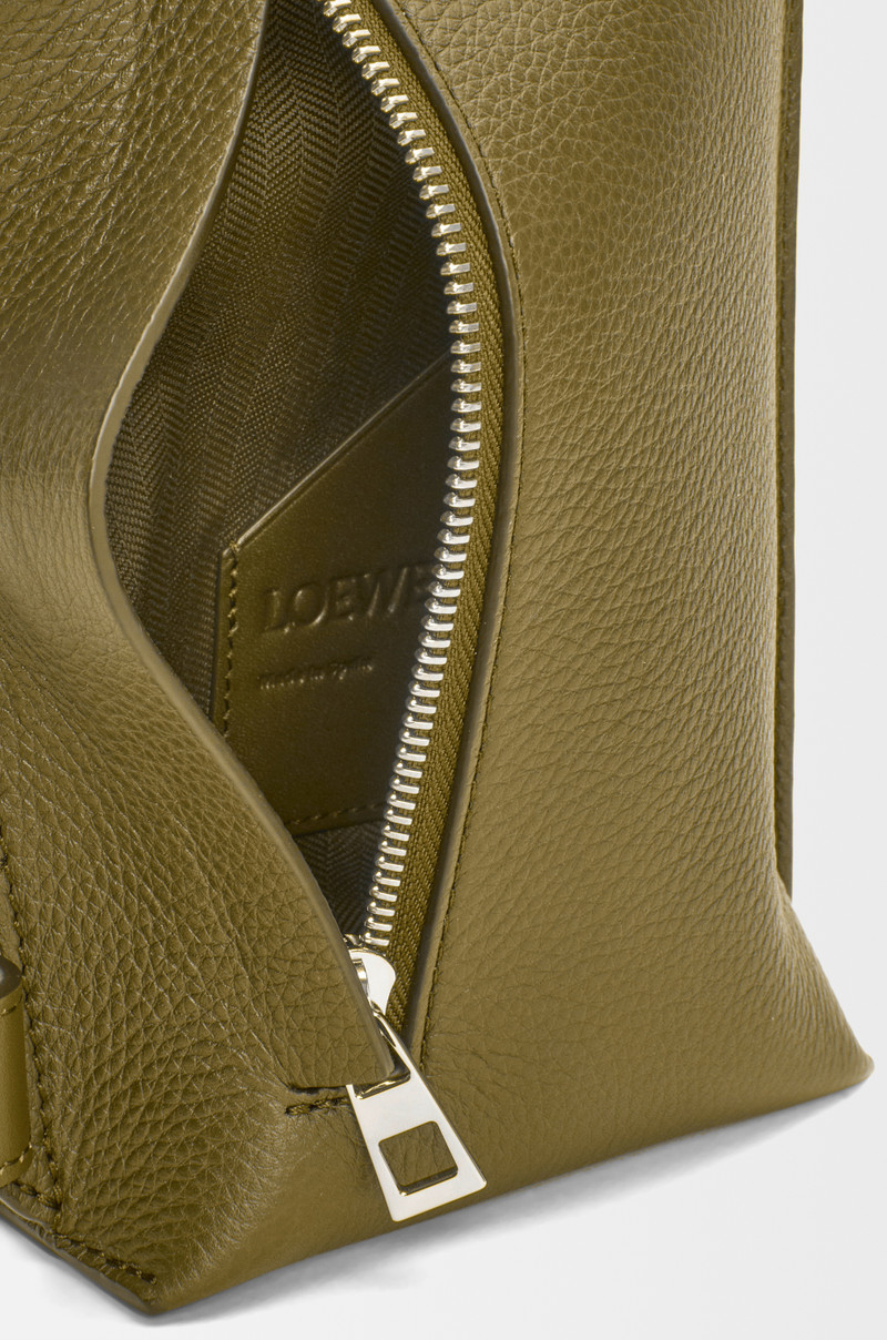 Vertical T Pocket in soft grained calfskin 4