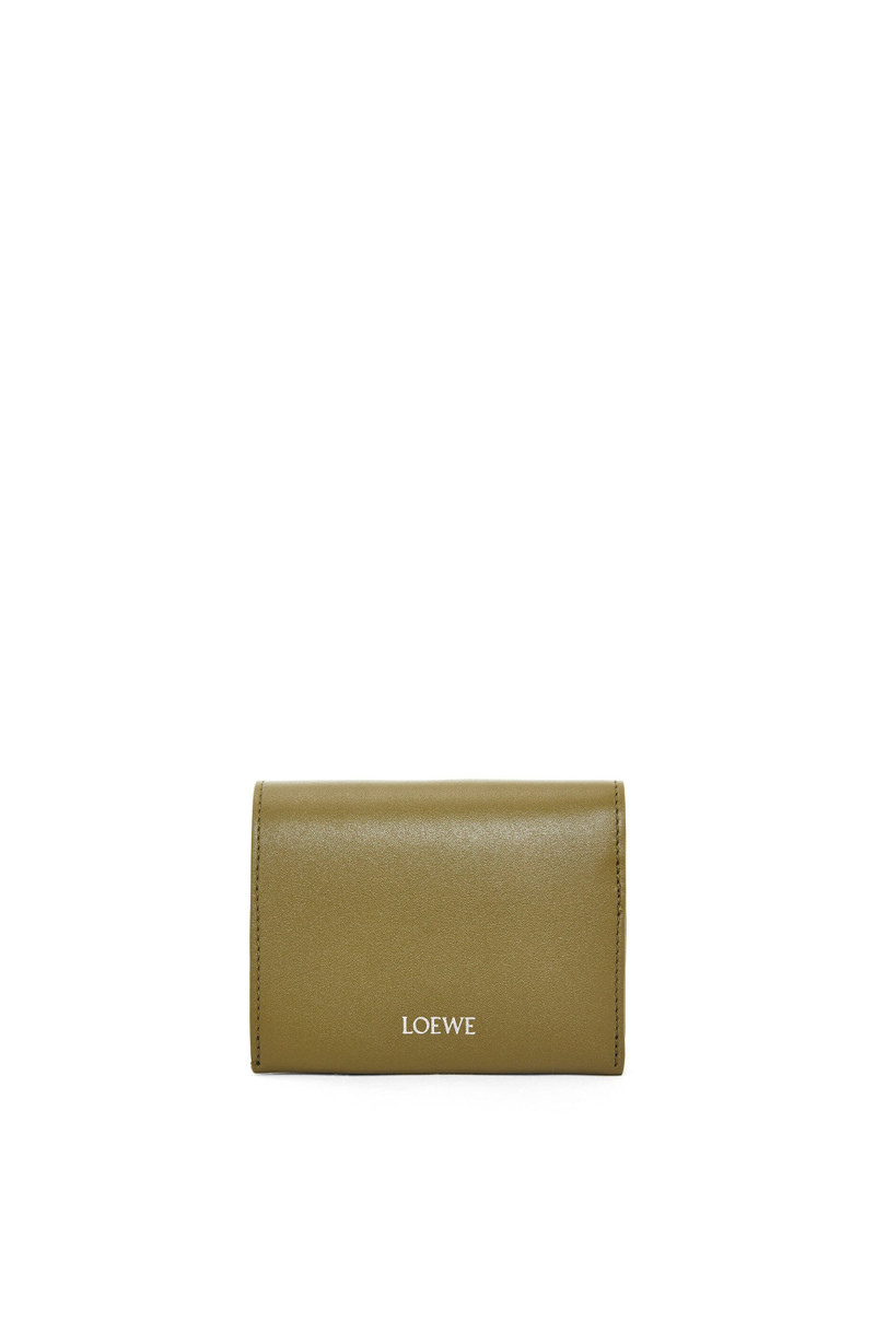 Trifold zip wallet in shiny nappa calfskin 1