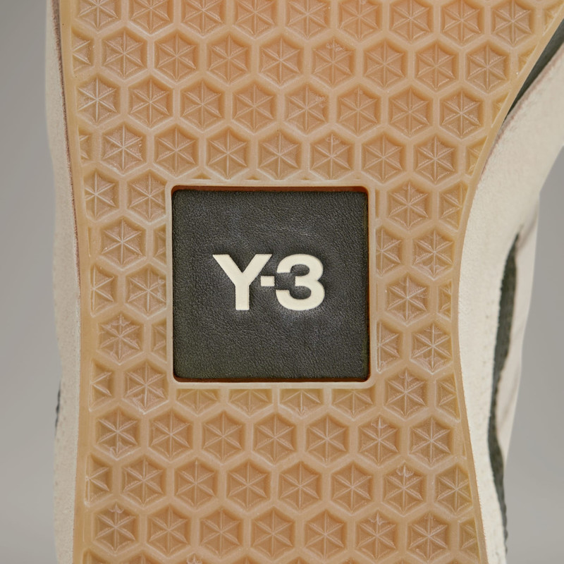 Y-3 Gazelle 11