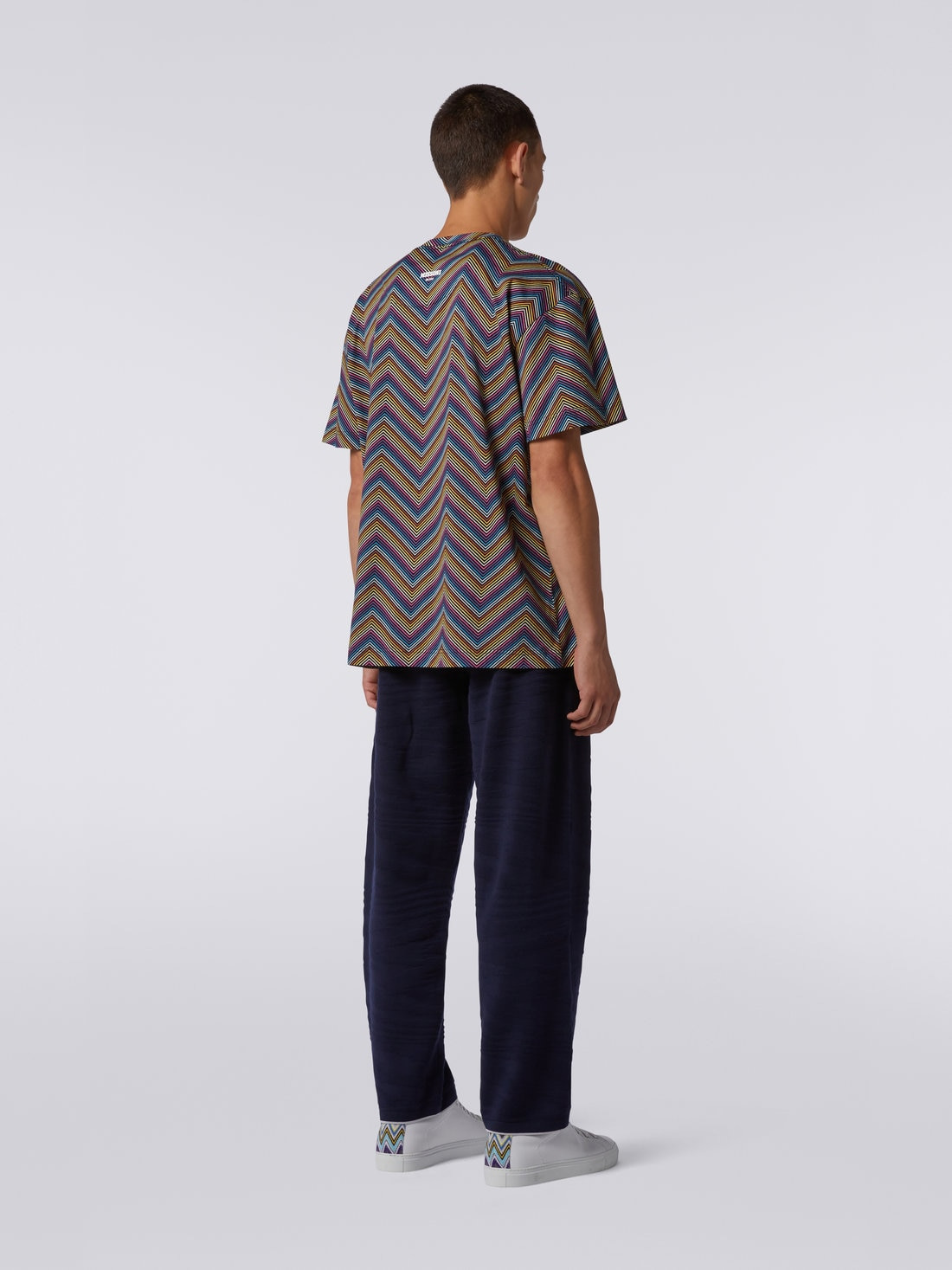 Crew-neck cotton T-shirt with all-over zigzags - 4