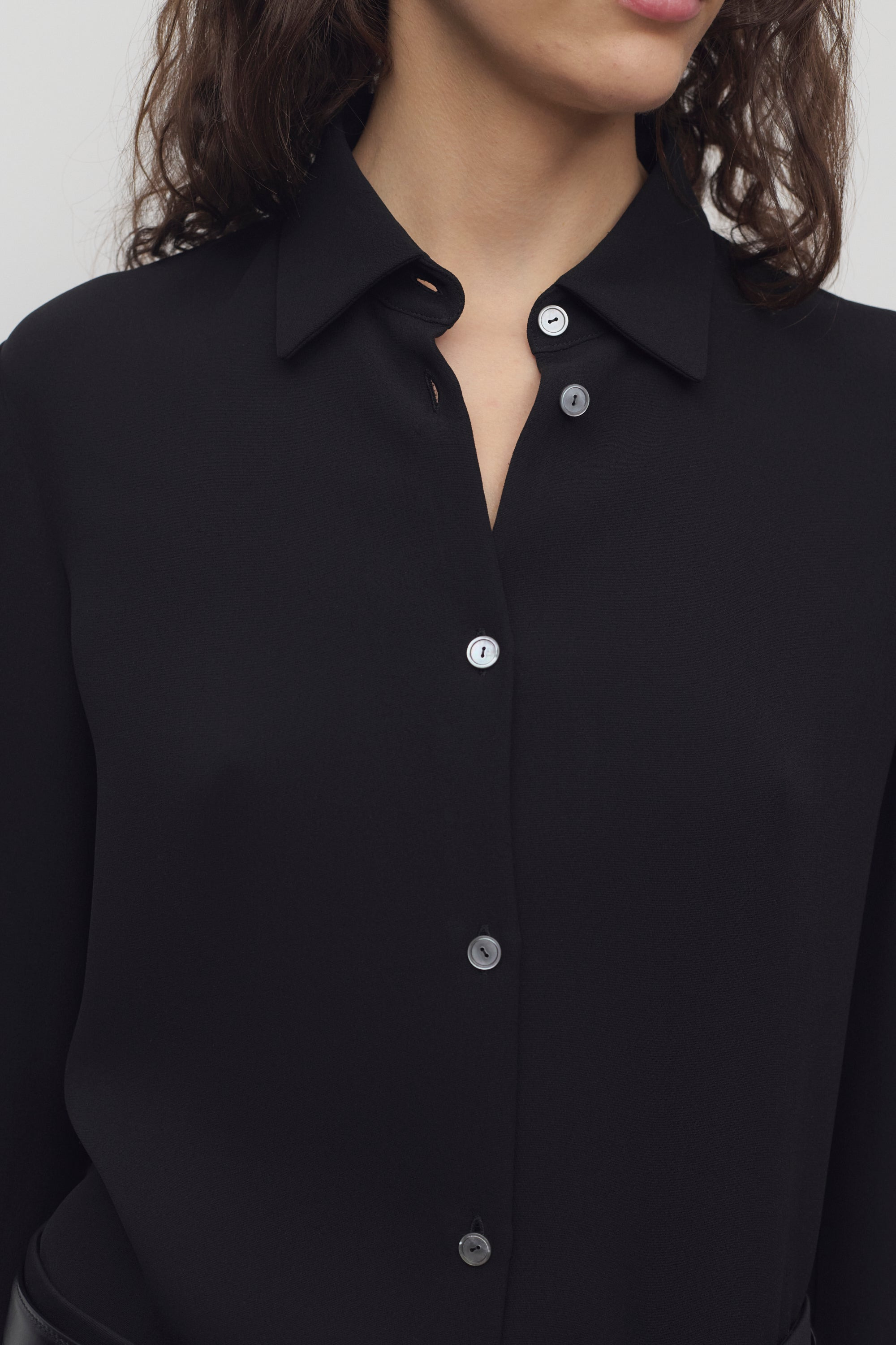 Petra Shirt in Silk - 6