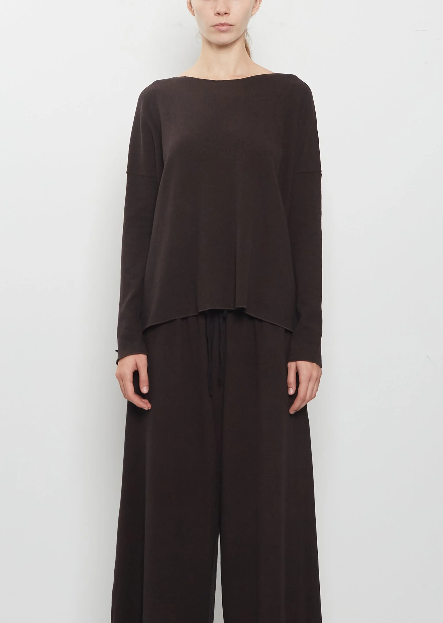Heavy Jersey R-Neck Jumper — Brown - 1