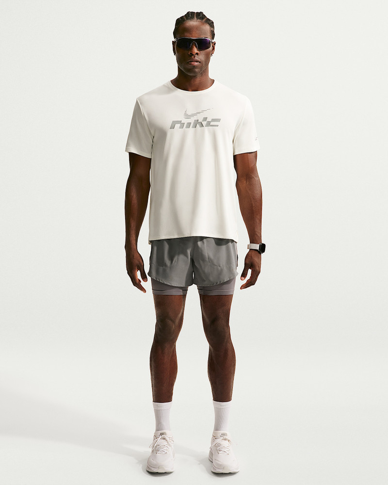 Nike Miler Flash Men's Dri-FIT UV Short-Sleeve Running Top 4