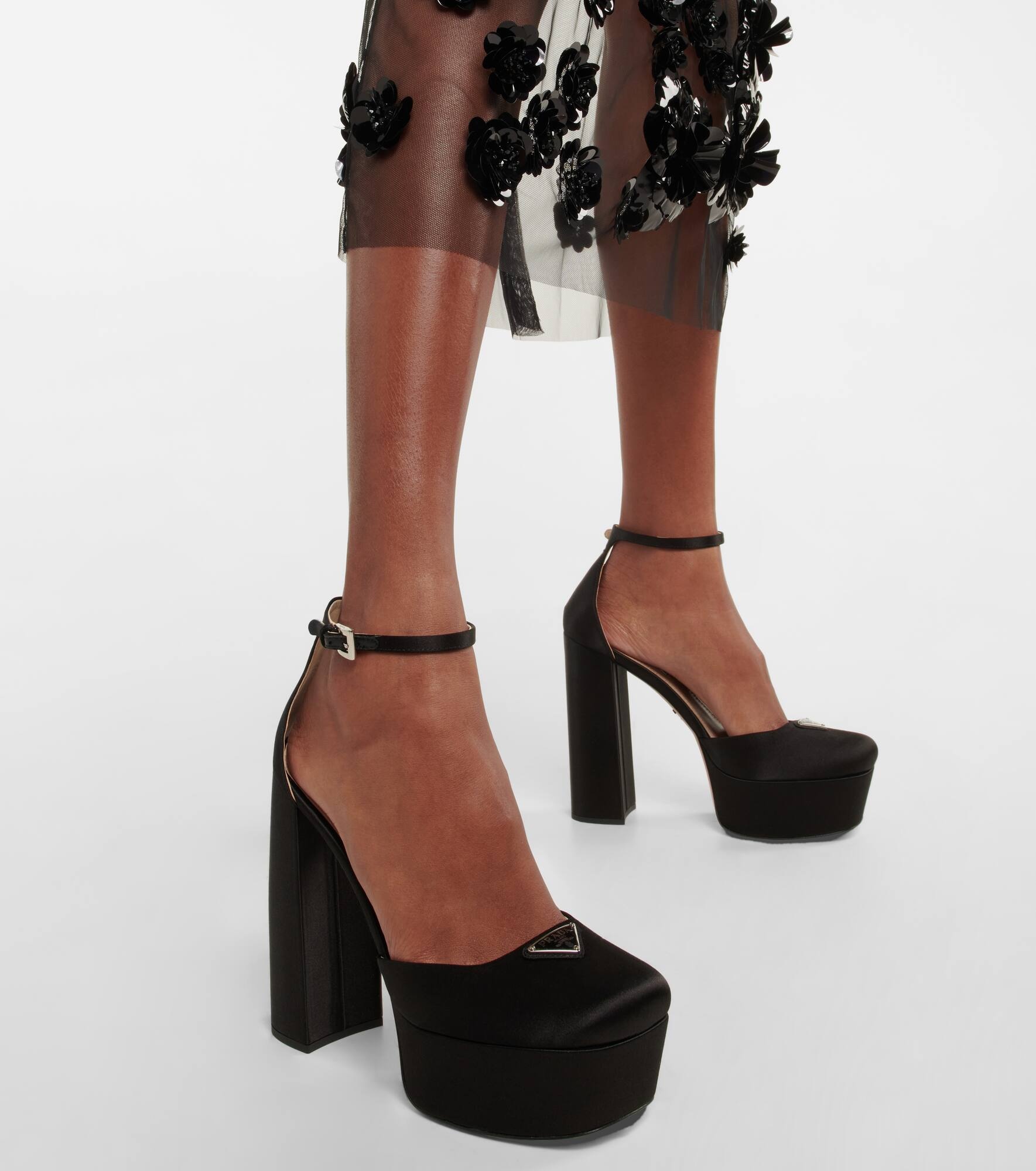 Satin platform pumps - 4