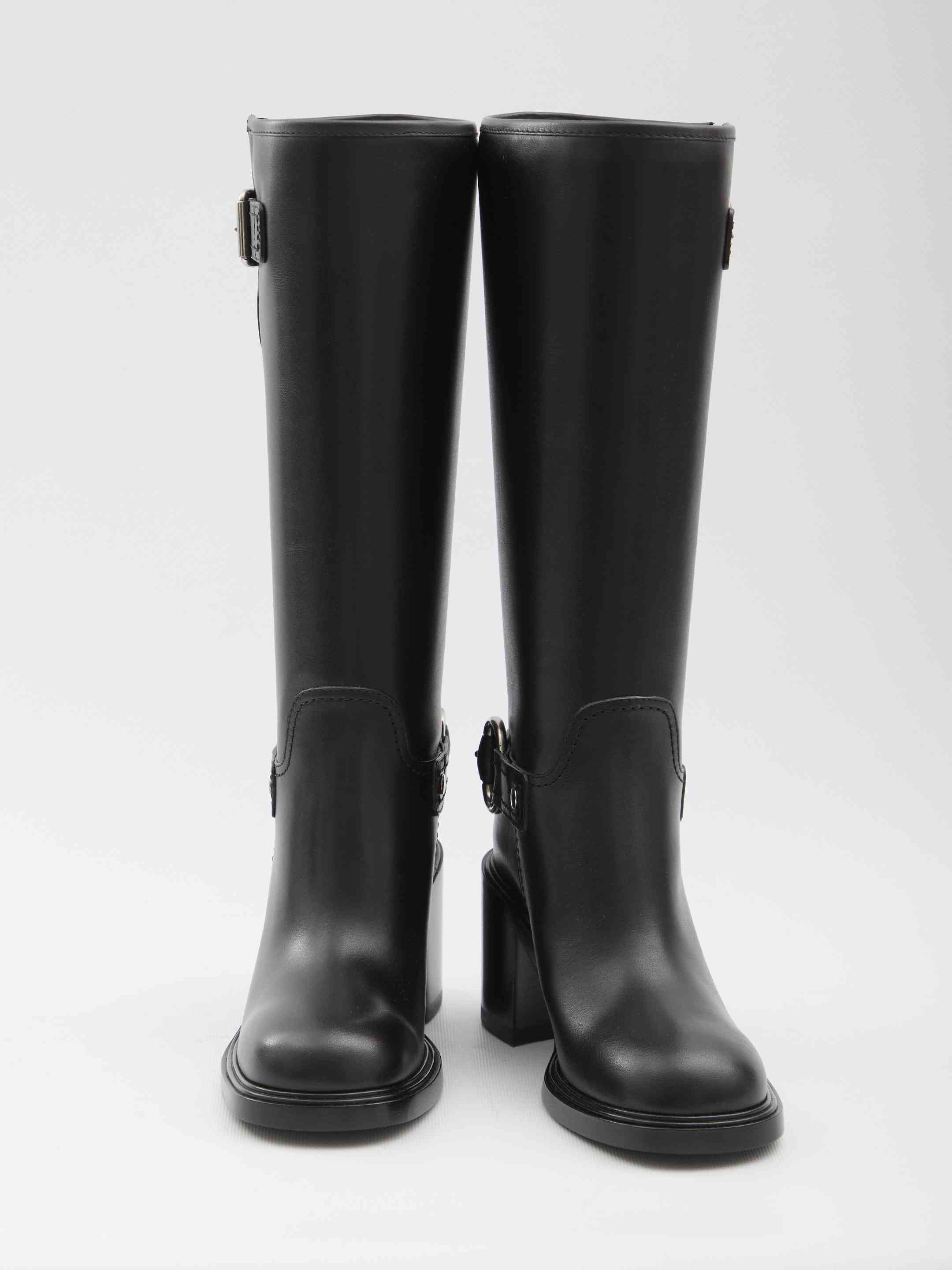 Gucci Women Smooth Leather Boot - 5