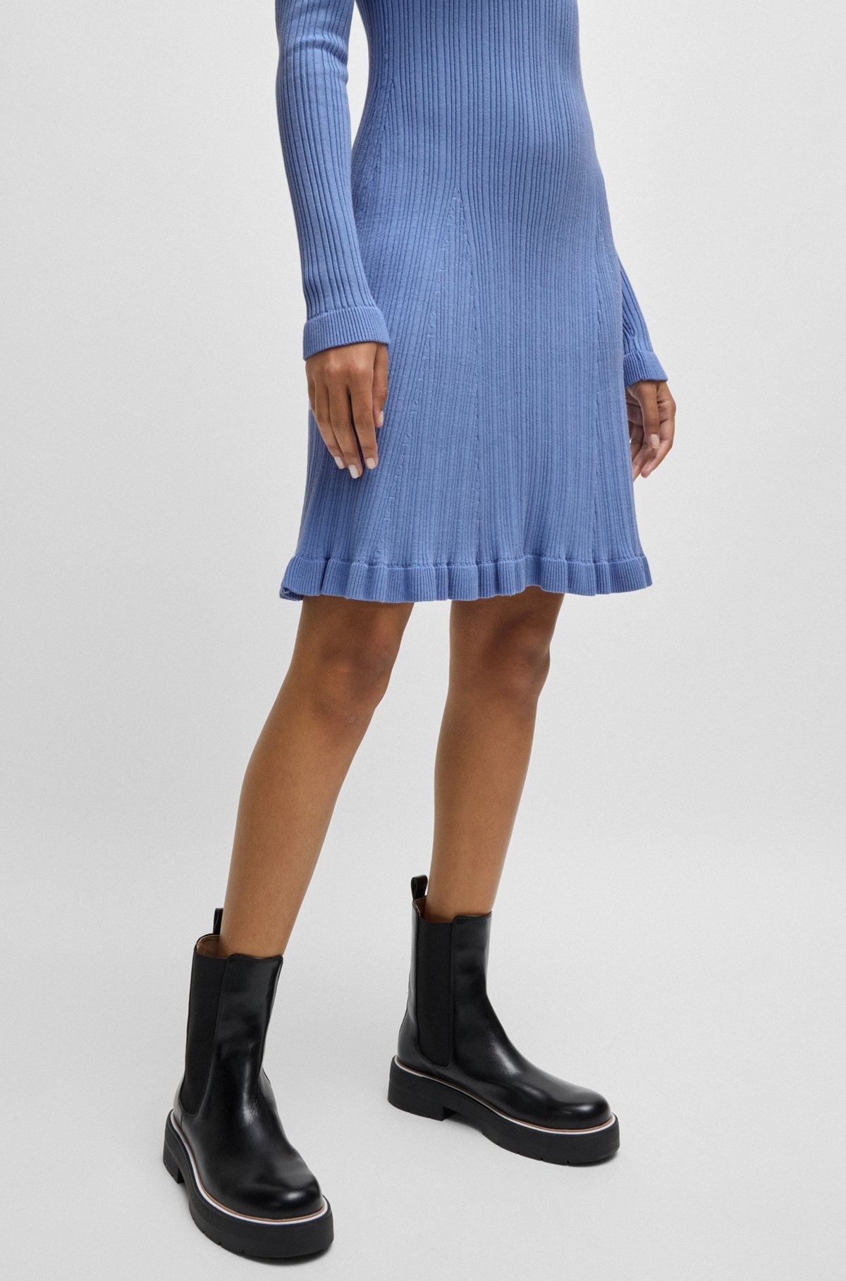 LONG-SLEEVED KNITTED DRESS WITH RIBBED STRUCTURE - 6